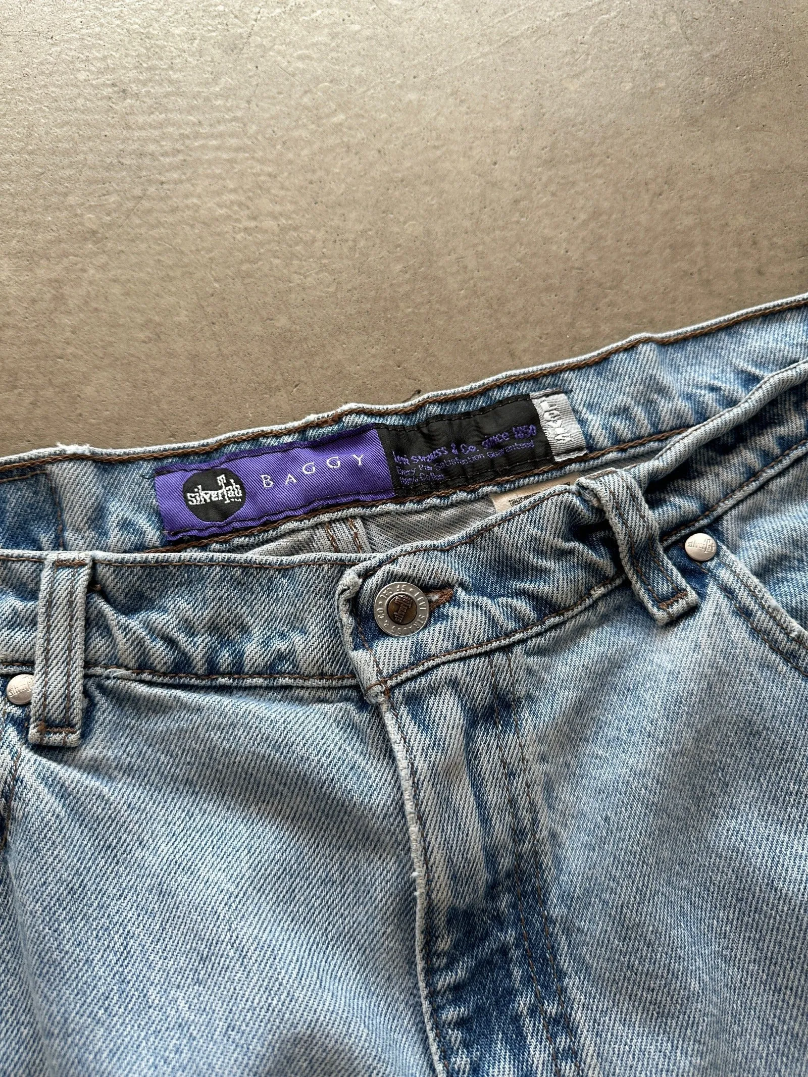 1991 Levi's Silver Tab Baggy Shorts - 38