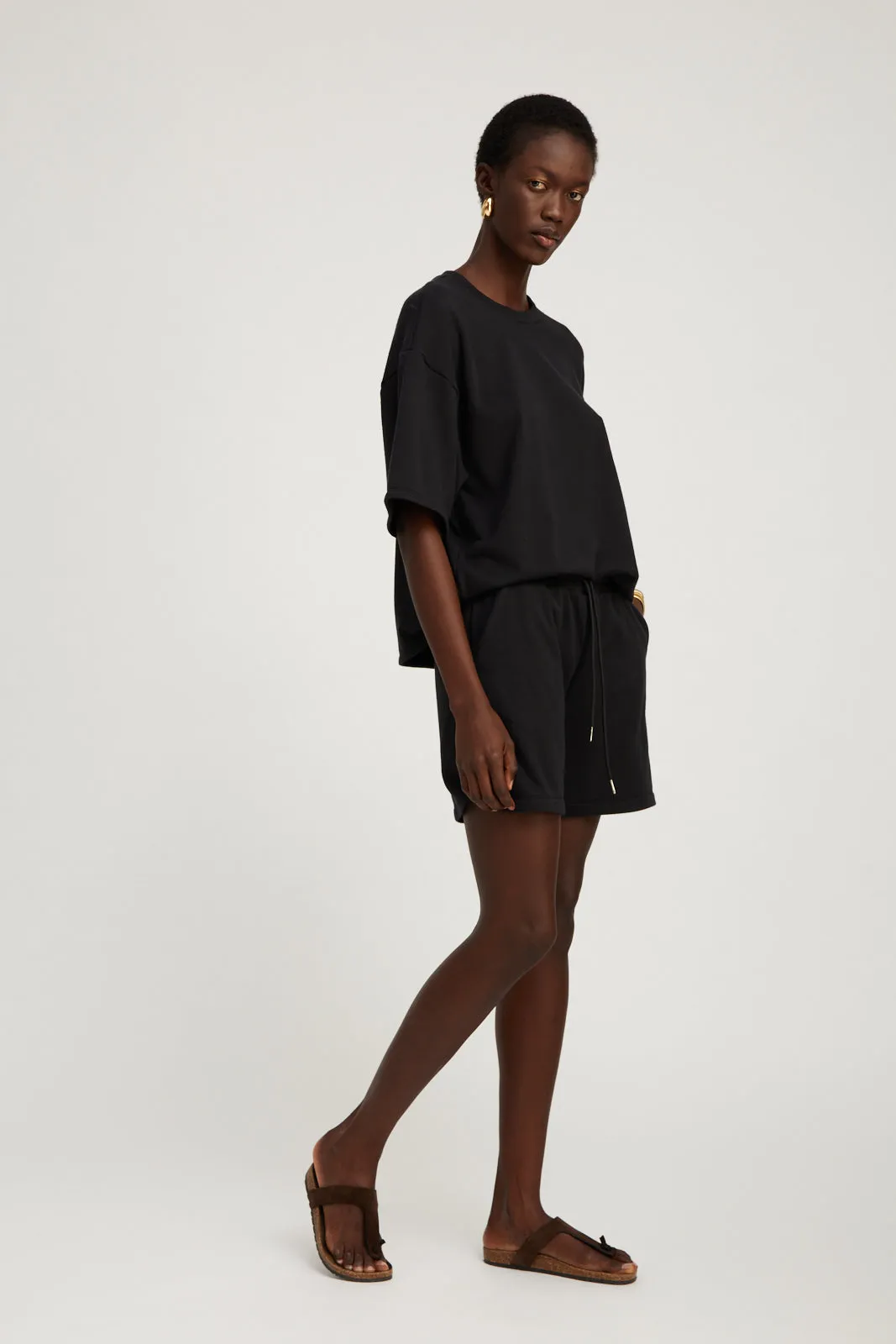 Baggy Sweatshort in Black