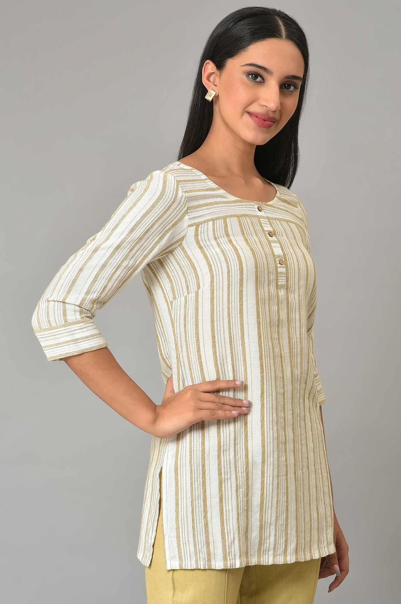 Beige Stripe Print kurta & Trousers Set
