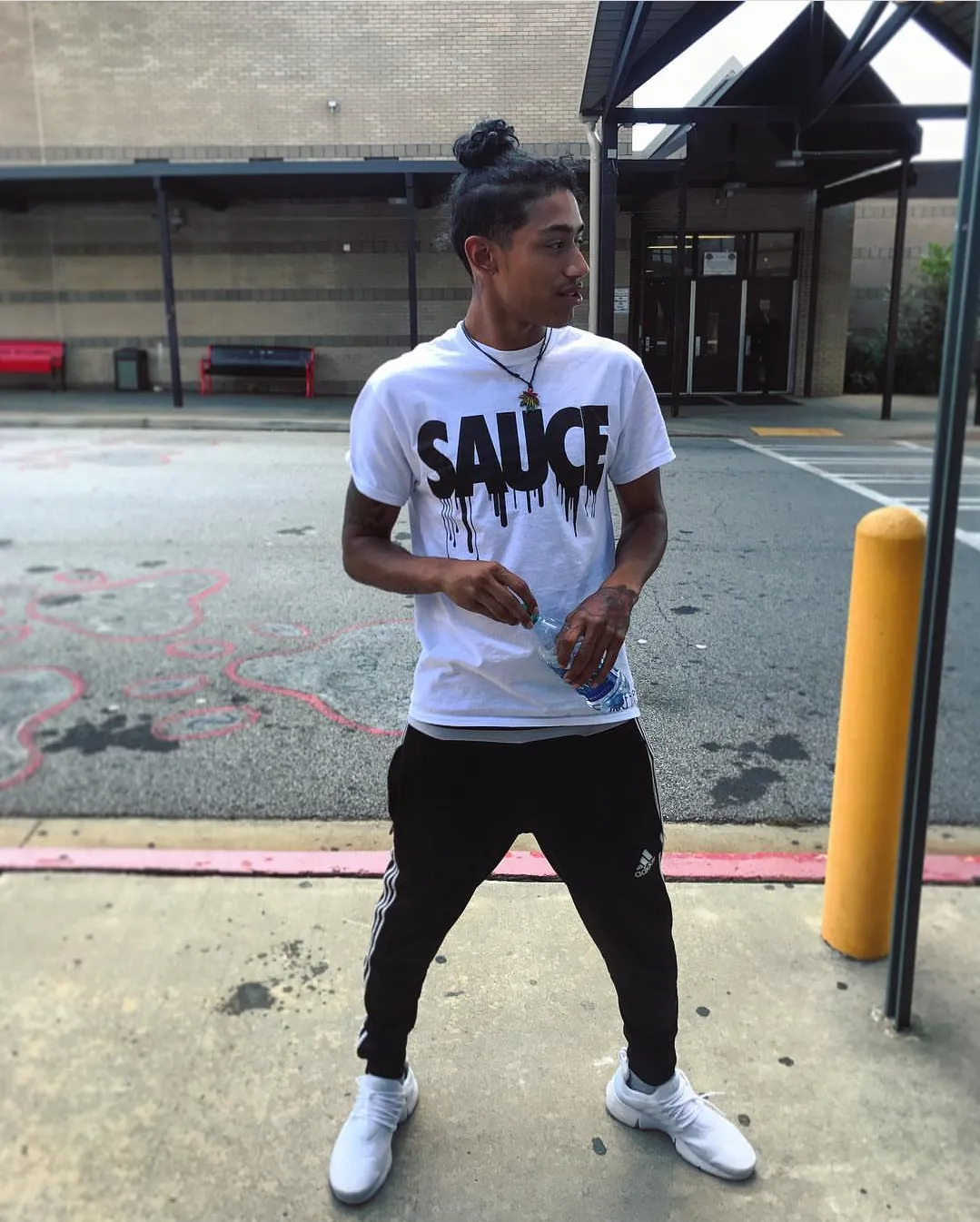 Black Sauce | White Tee
