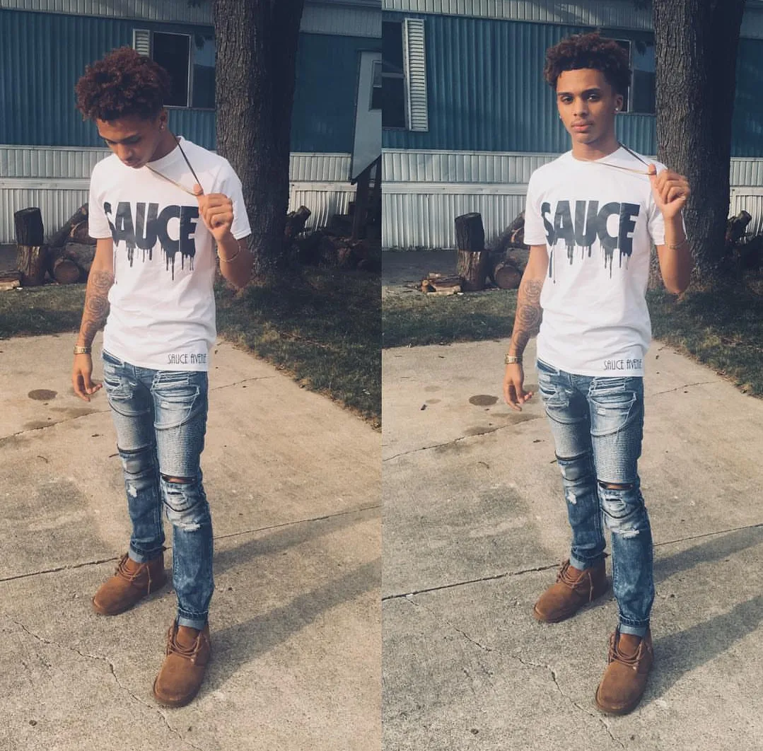 Black Sauce | White Tee