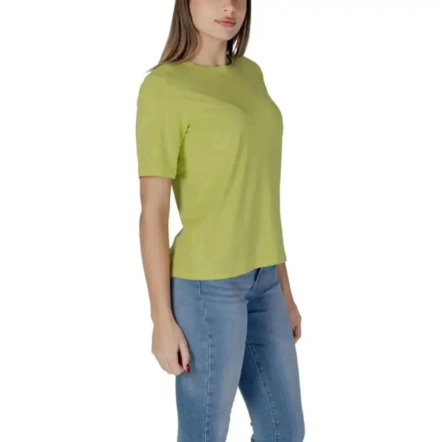 B.young Women's Green Round Neck T-Shirt
