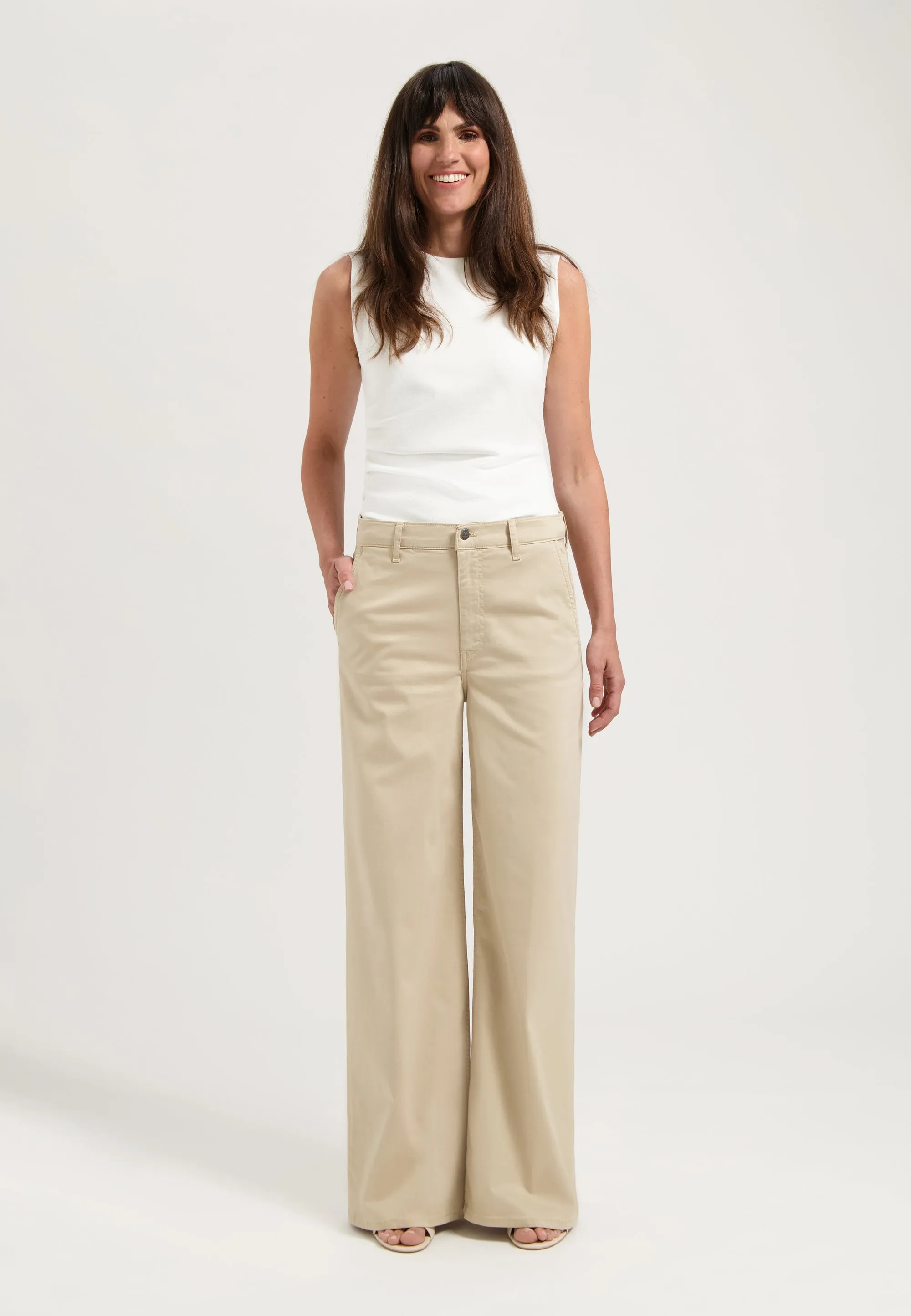 Chelsea Mid Loose Jeans Sand