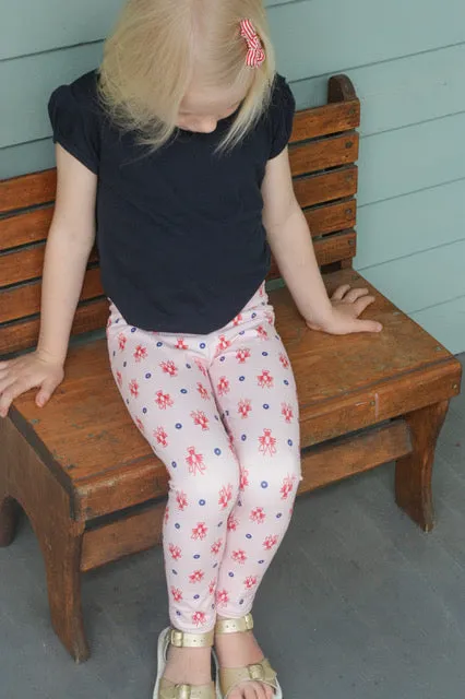 Crawfish Leggings: Pink Hearts