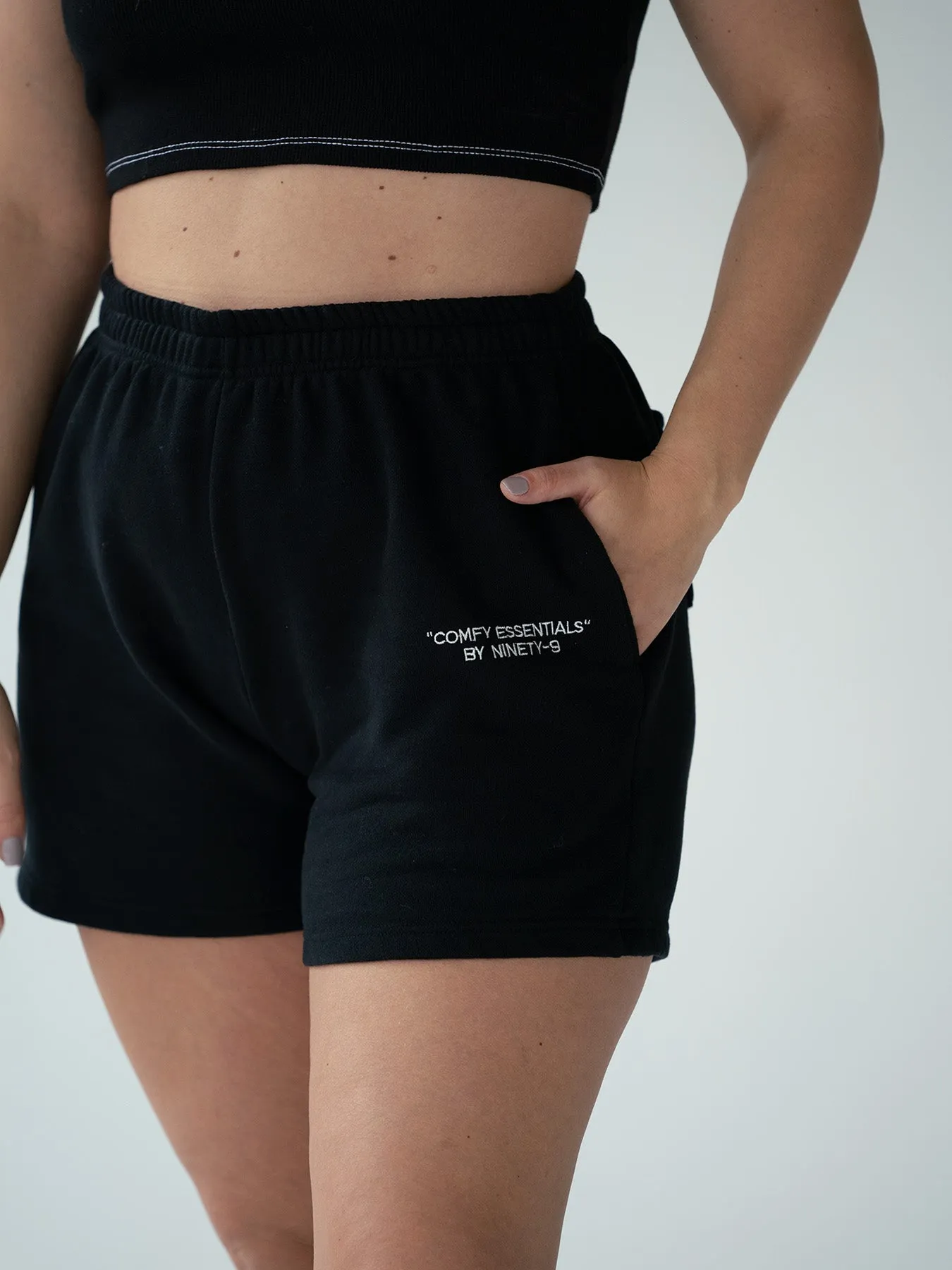ESSENTIALS - Shorts  •  Black