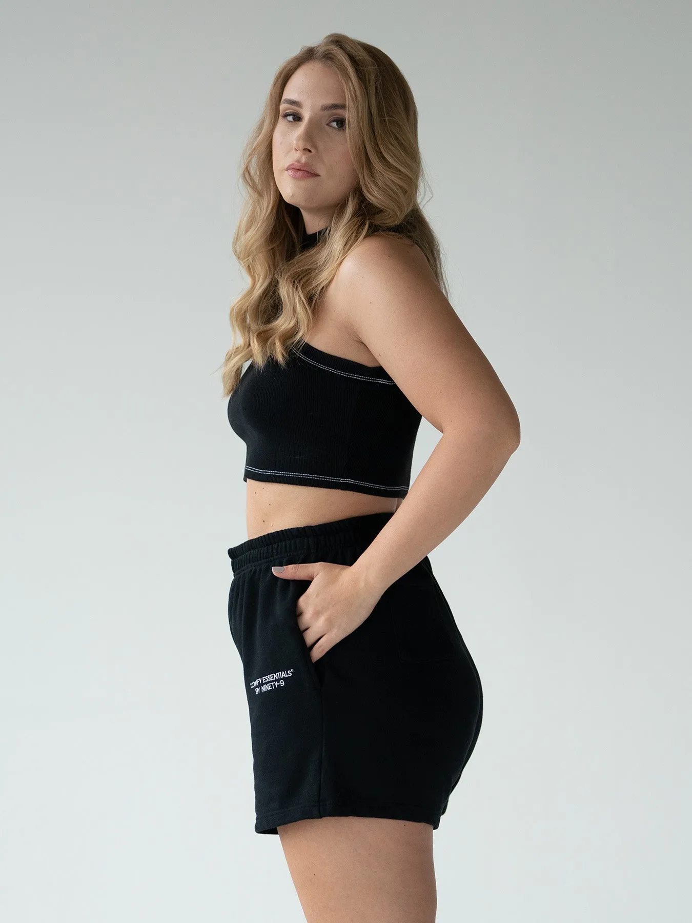 ESSENTIALS - Shorts  •  Black