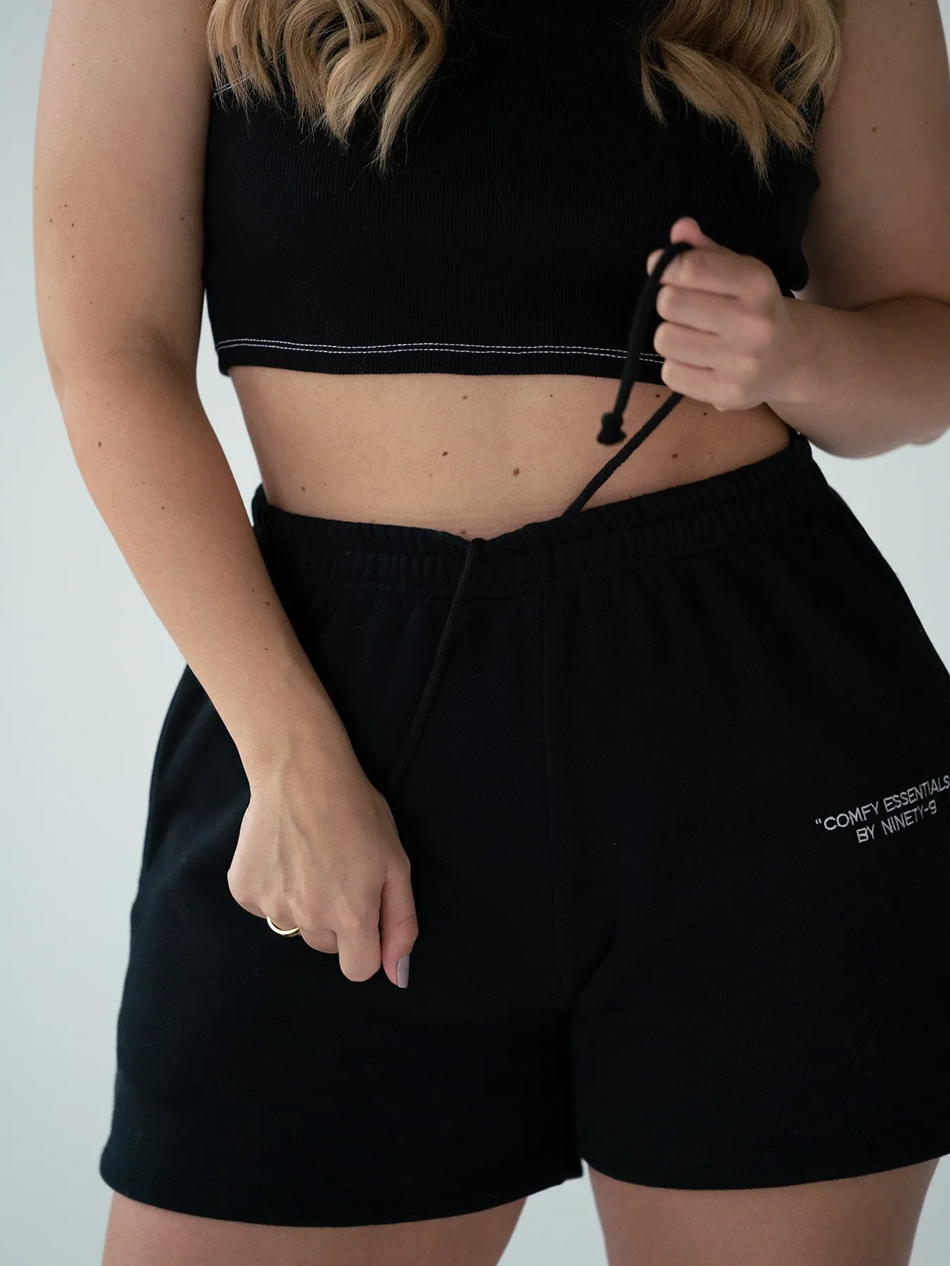 ESSENTIALS - Shorts  •  Black