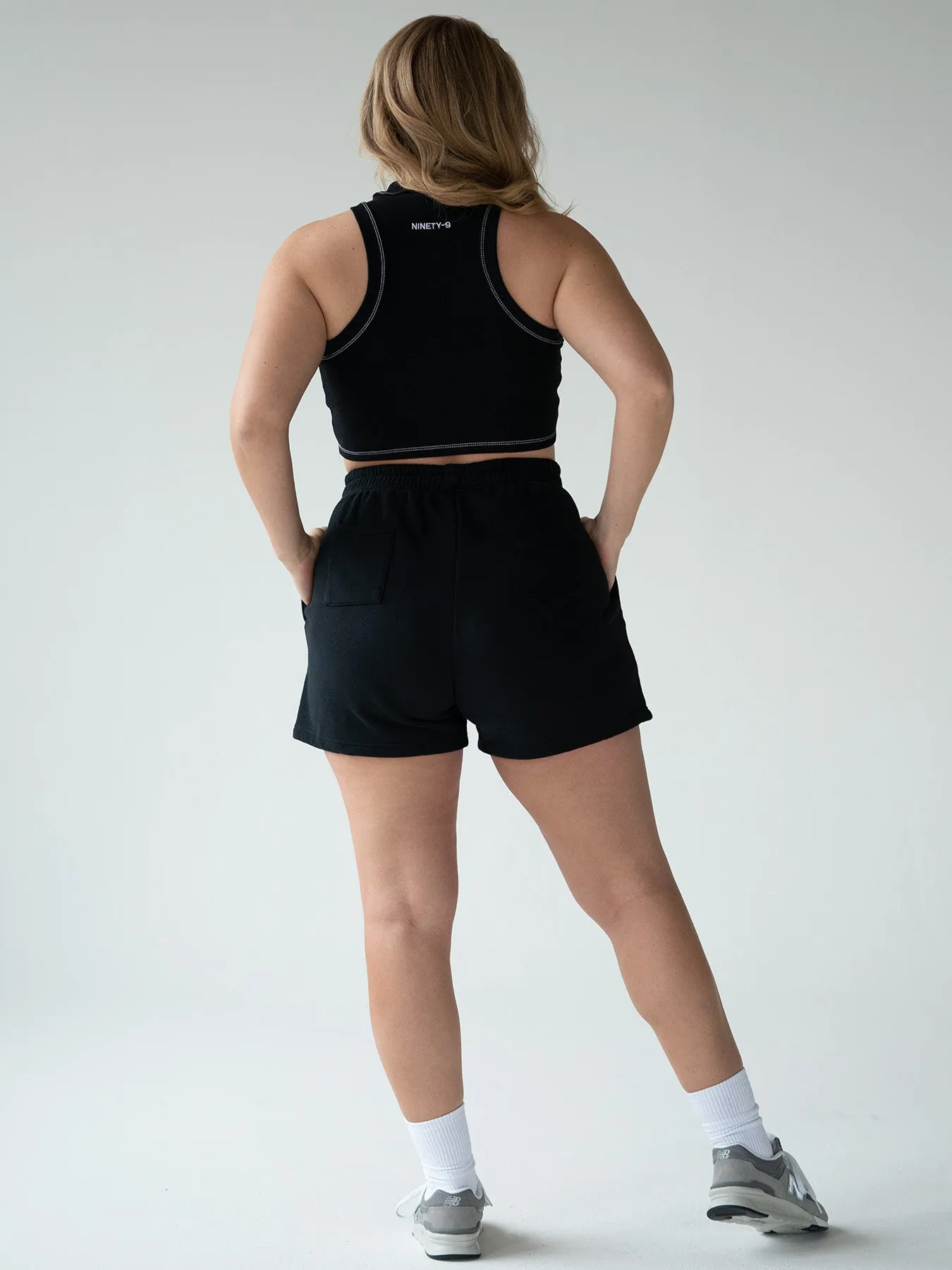 ESSENTIALS - Shorts  •  Black