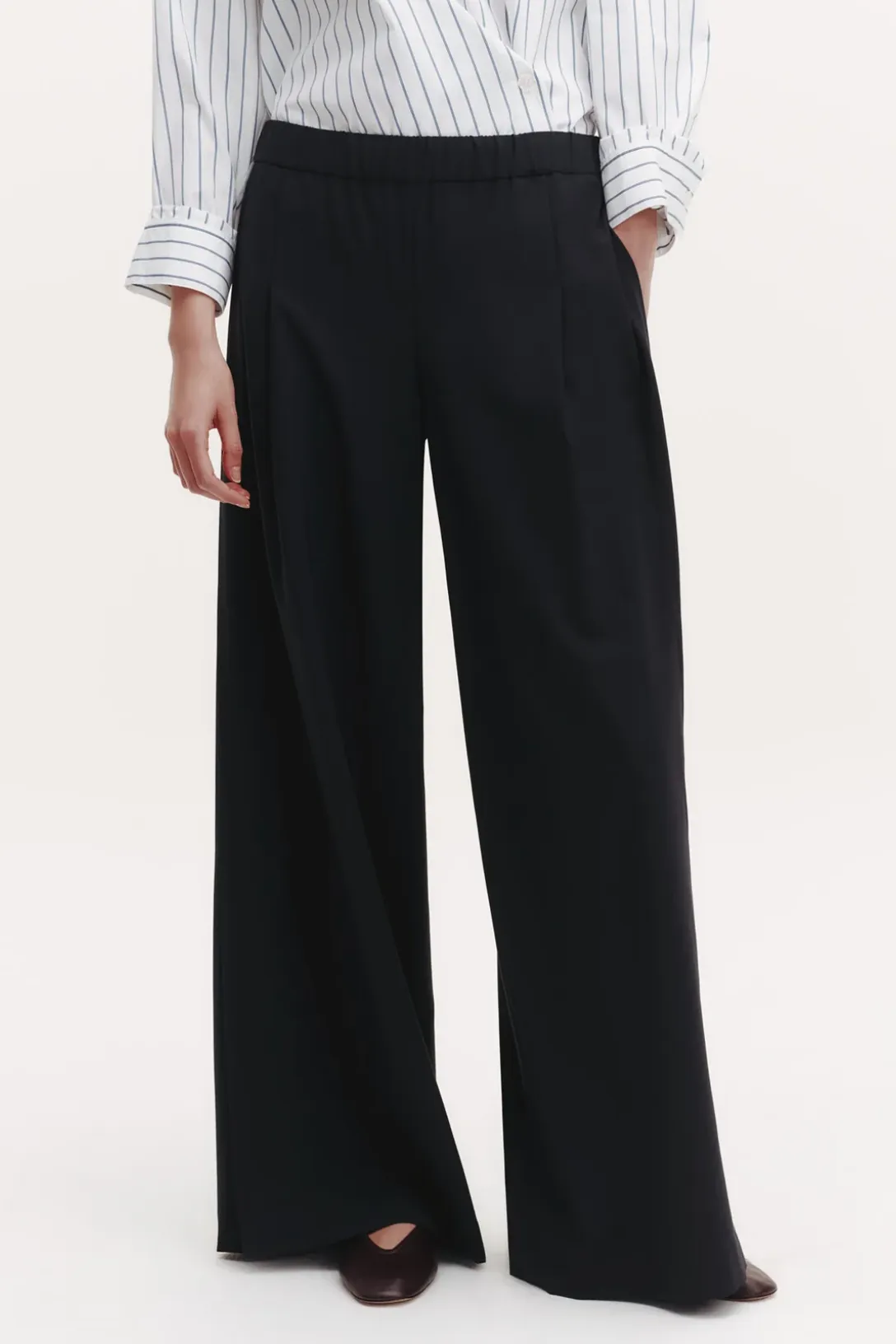 Eva Pant With Tux Pleat | Midnight