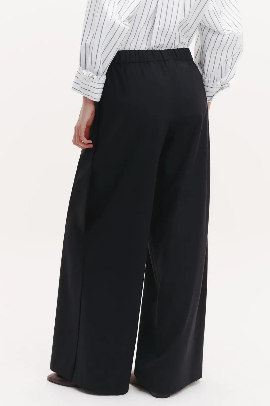 Eva Pant With Tux Pleat | Midnight