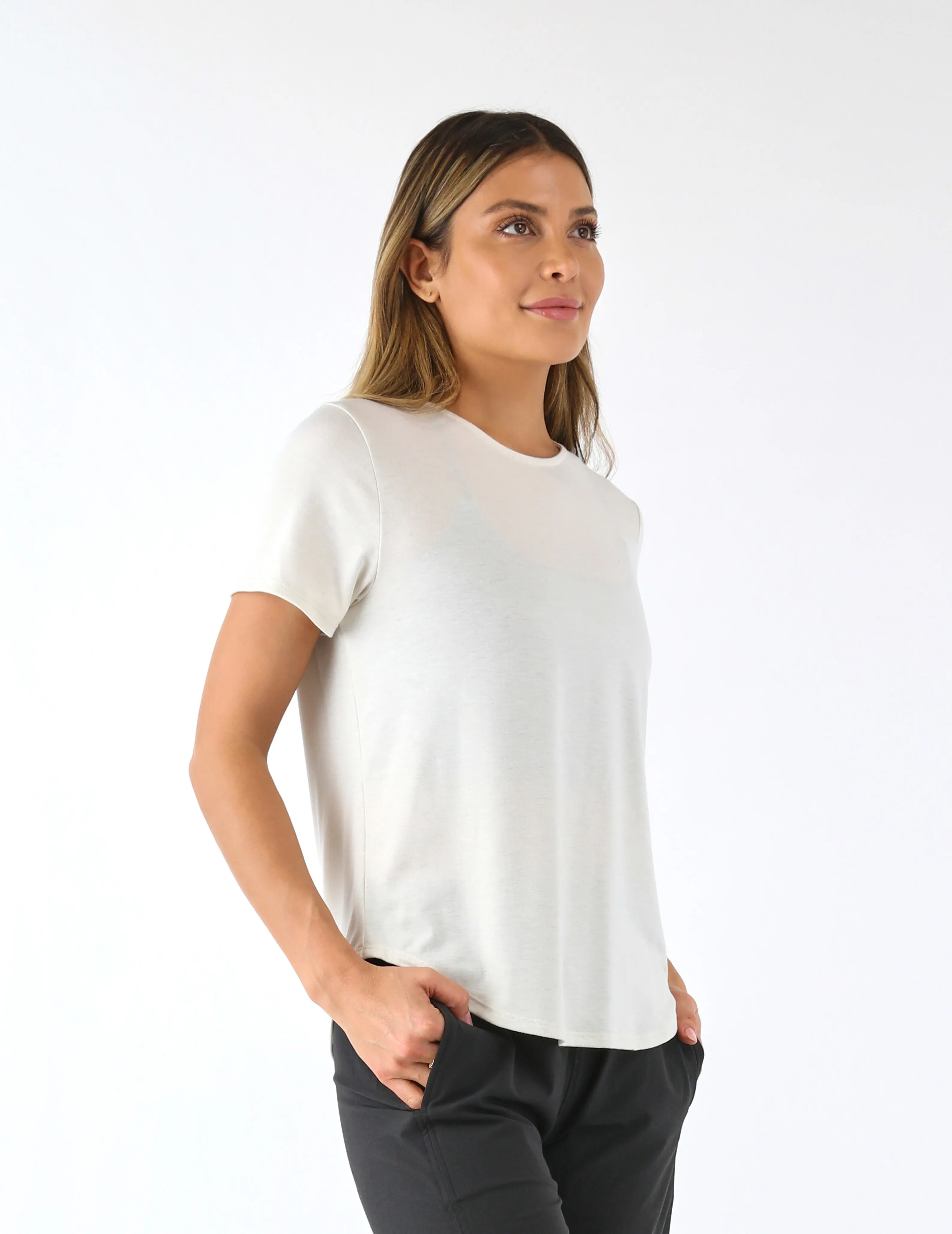 Evolve Tee Oatmilk