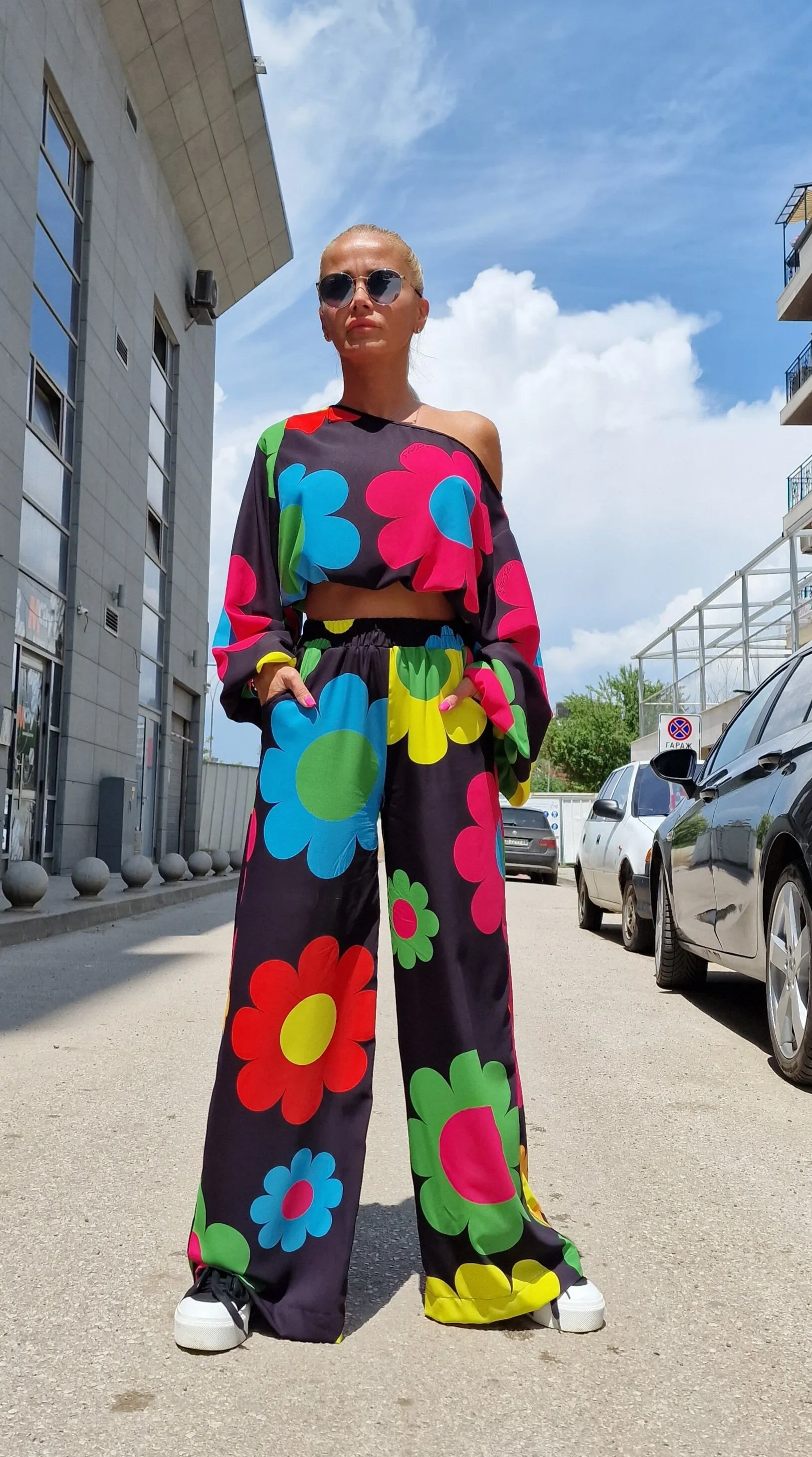 Extravagant Women Set, Summer Set, Loose High Waste Pants, Charleston Trousers, Short Loose Top, Gothic Set, Floral Print Colored Set
