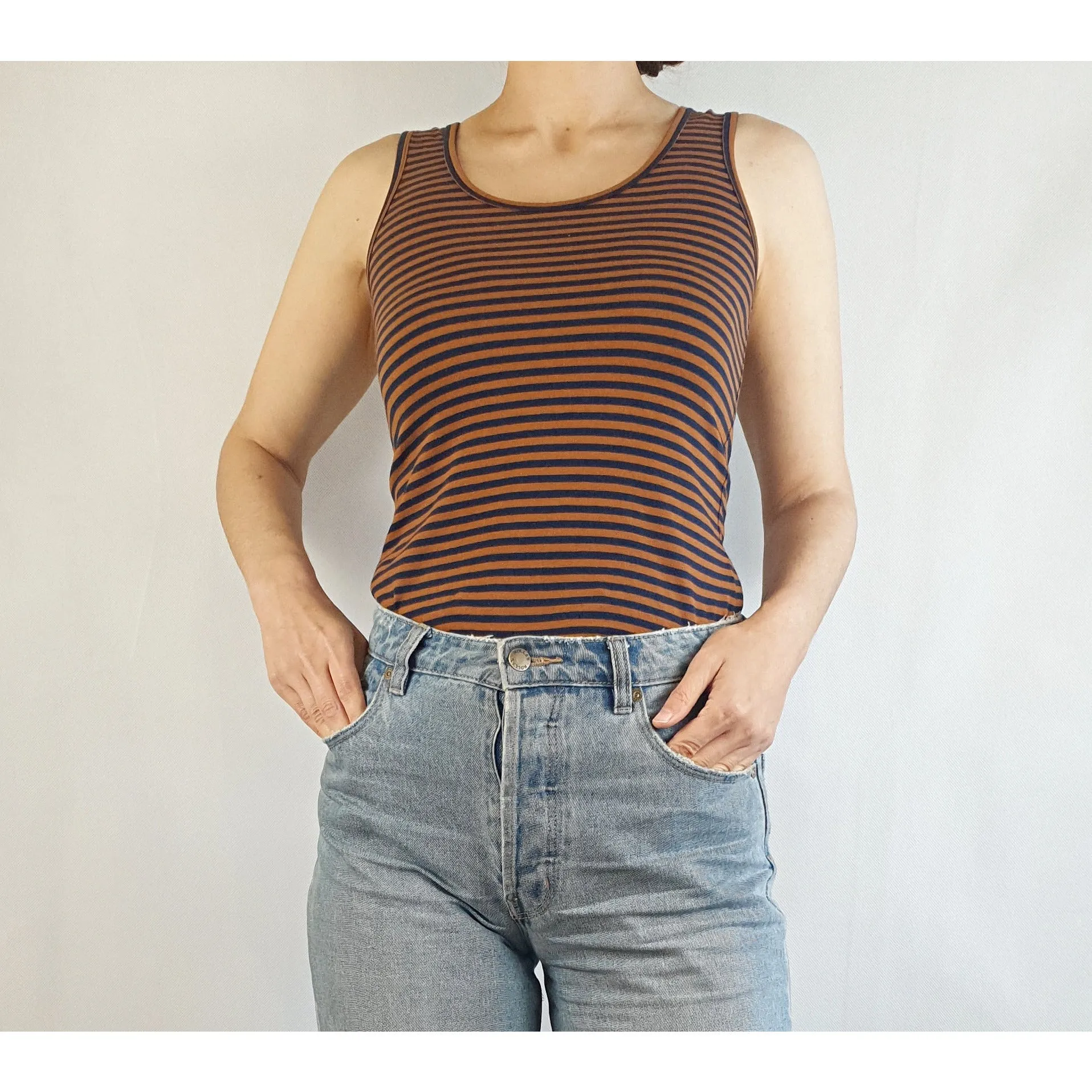 Gorman navy and brown striped sleeveless top size 10 (best fits sizes 6-8)