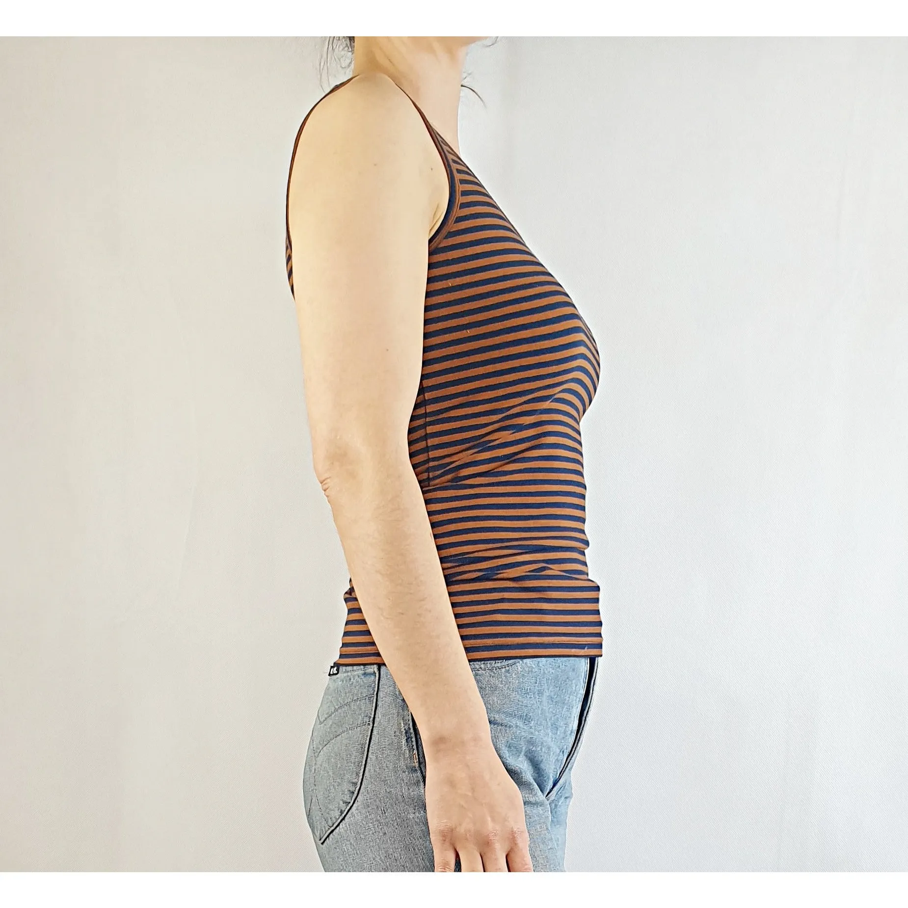 Gorman navy and brown striped sleeveless top size 10 (best fits sizes 6-8)