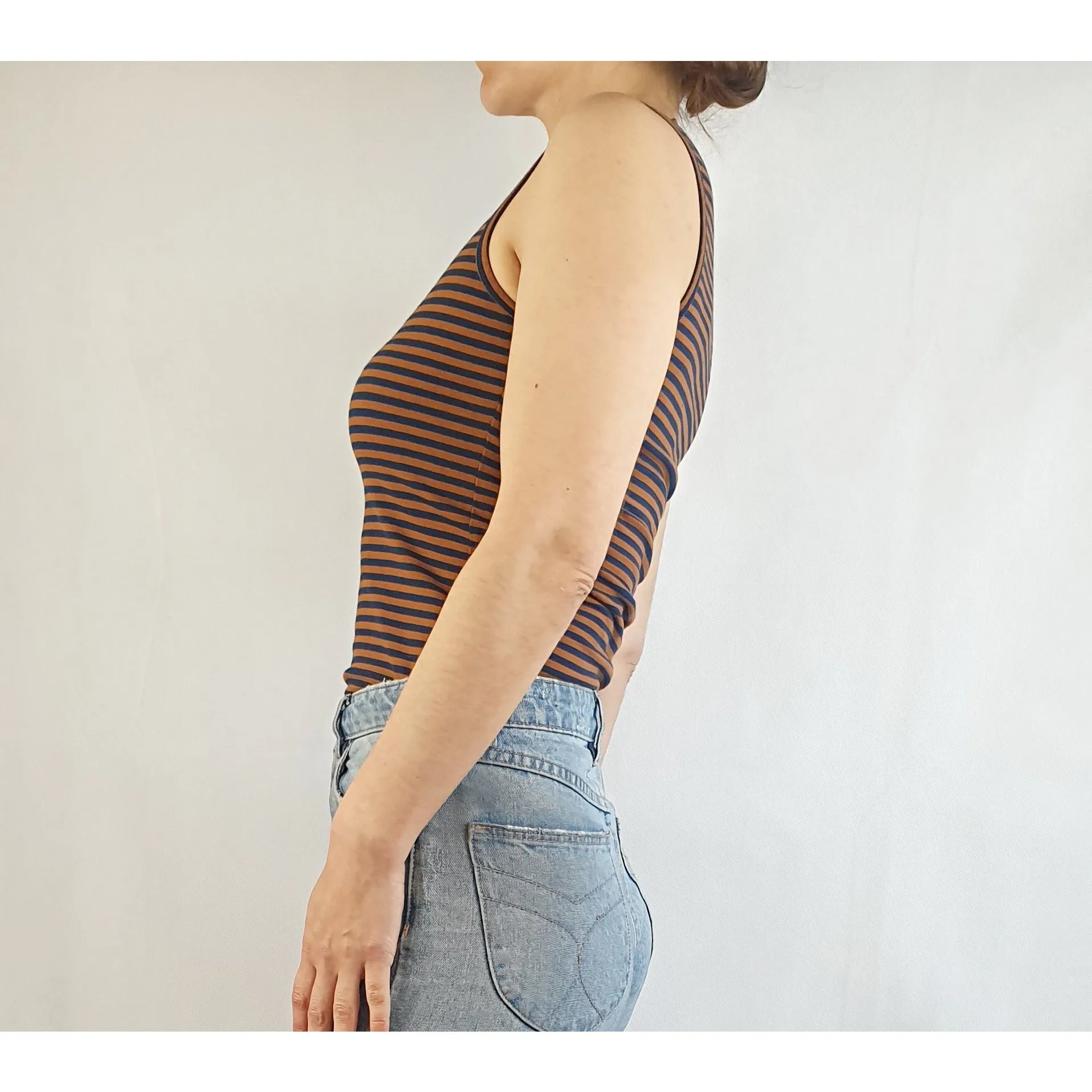 Gorman navy and brown striped sleeveless top size 10 (best fits sizes 6-8)