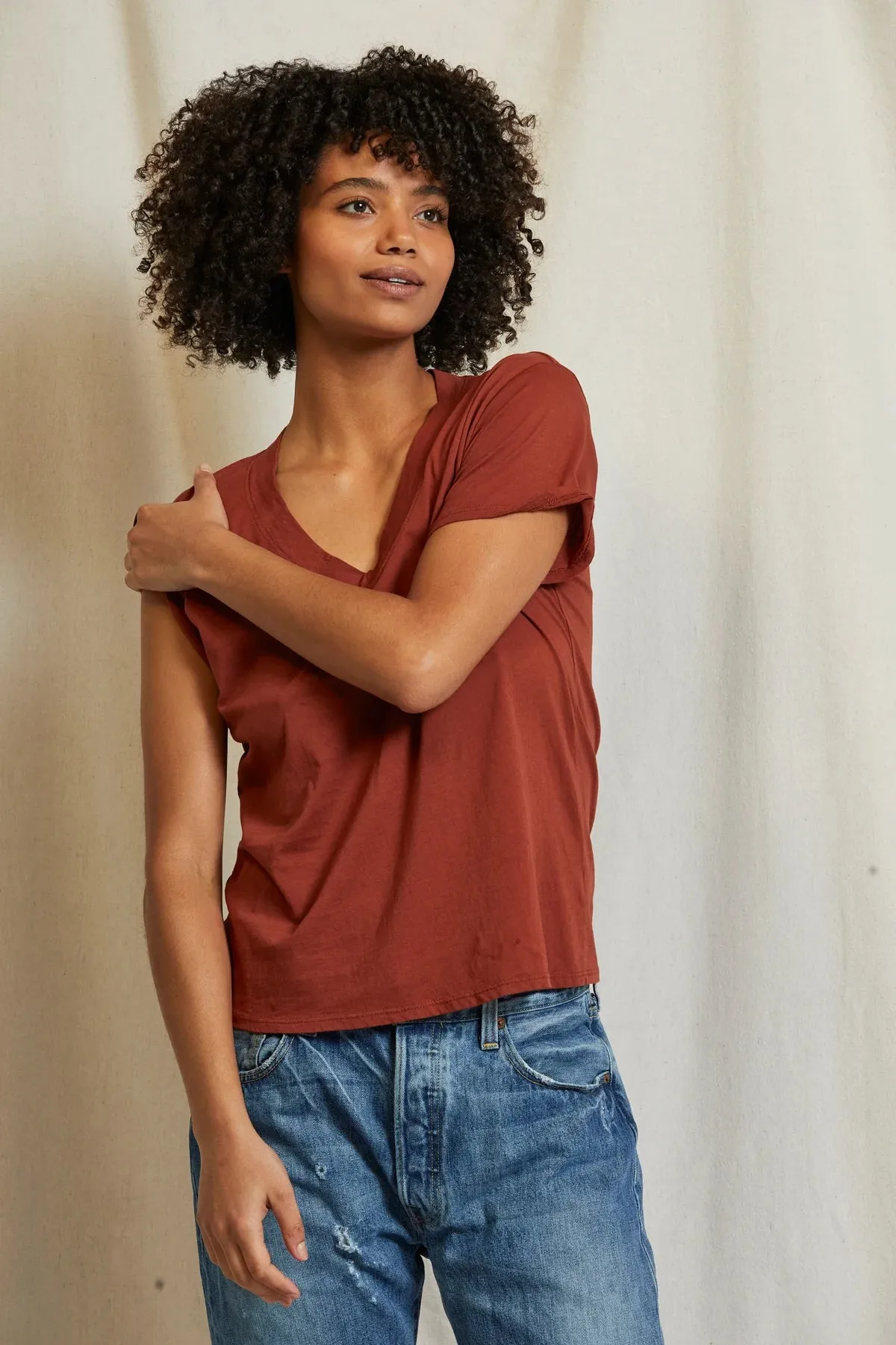 Hendrix Boxy Vneck Tee