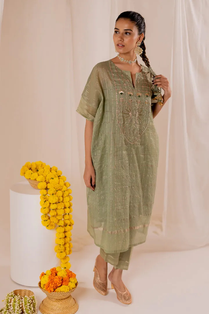 Kishmish Kurta Set