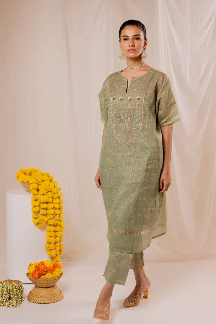 Kishmish Kurta Set