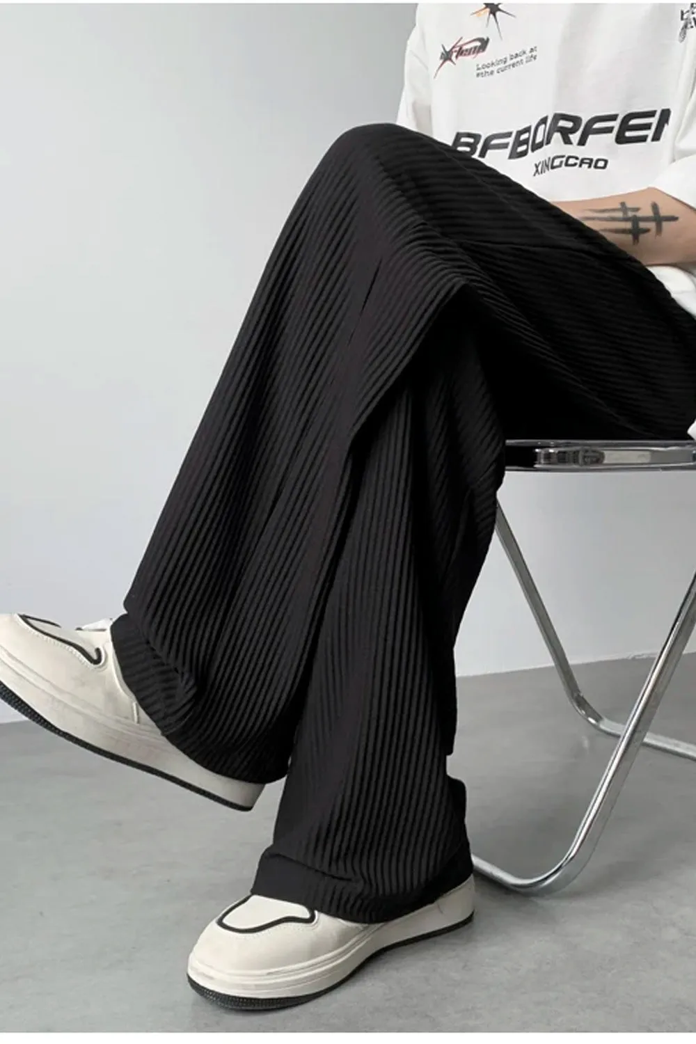 Loose Casual Long Pleated Men Pants