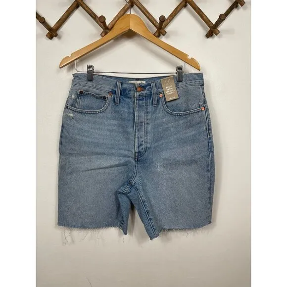 Madewell Baggy Denim Bermuda Shorts in Cedarcroft Wash