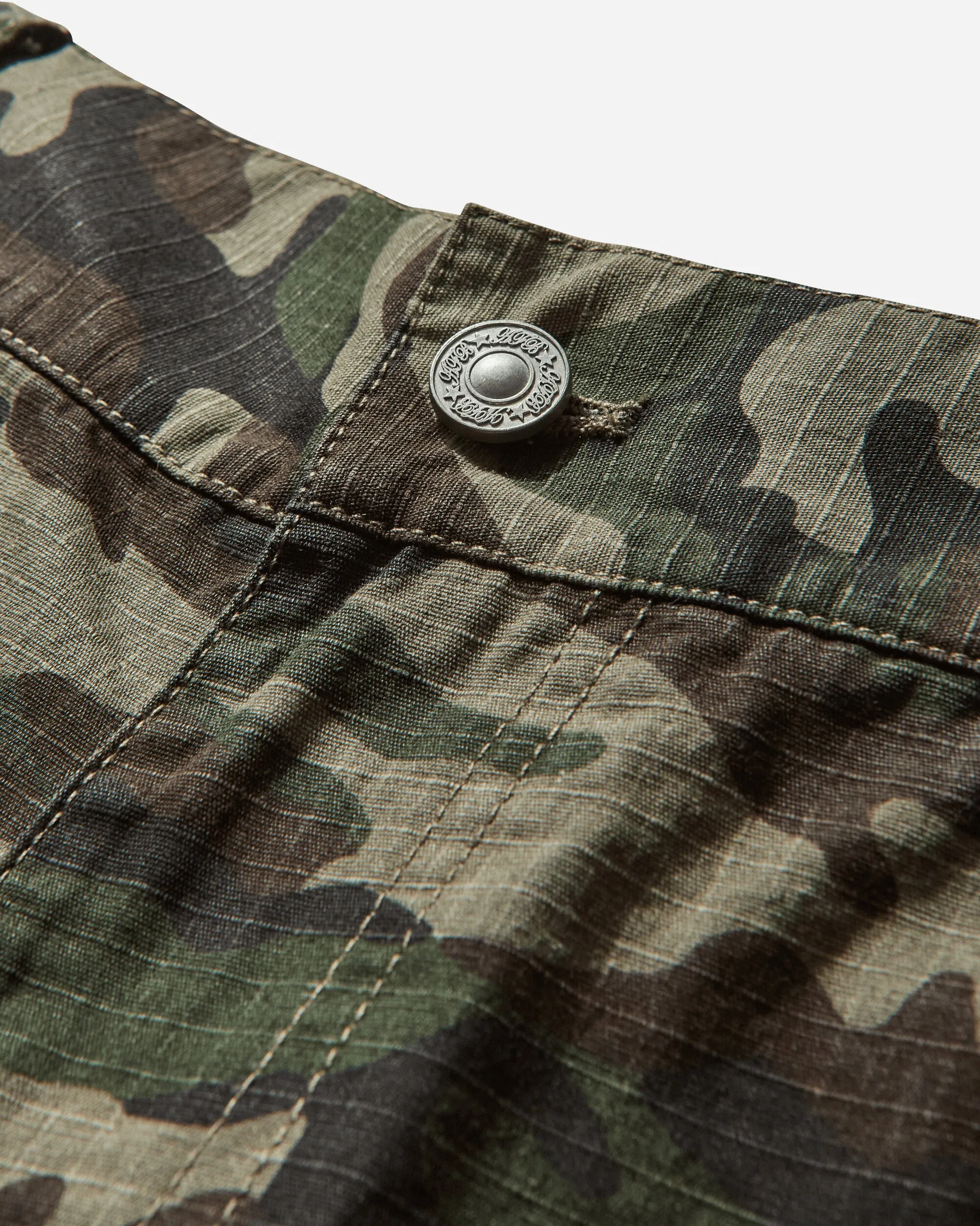 Men's Baggy Cargo Shorts Camo