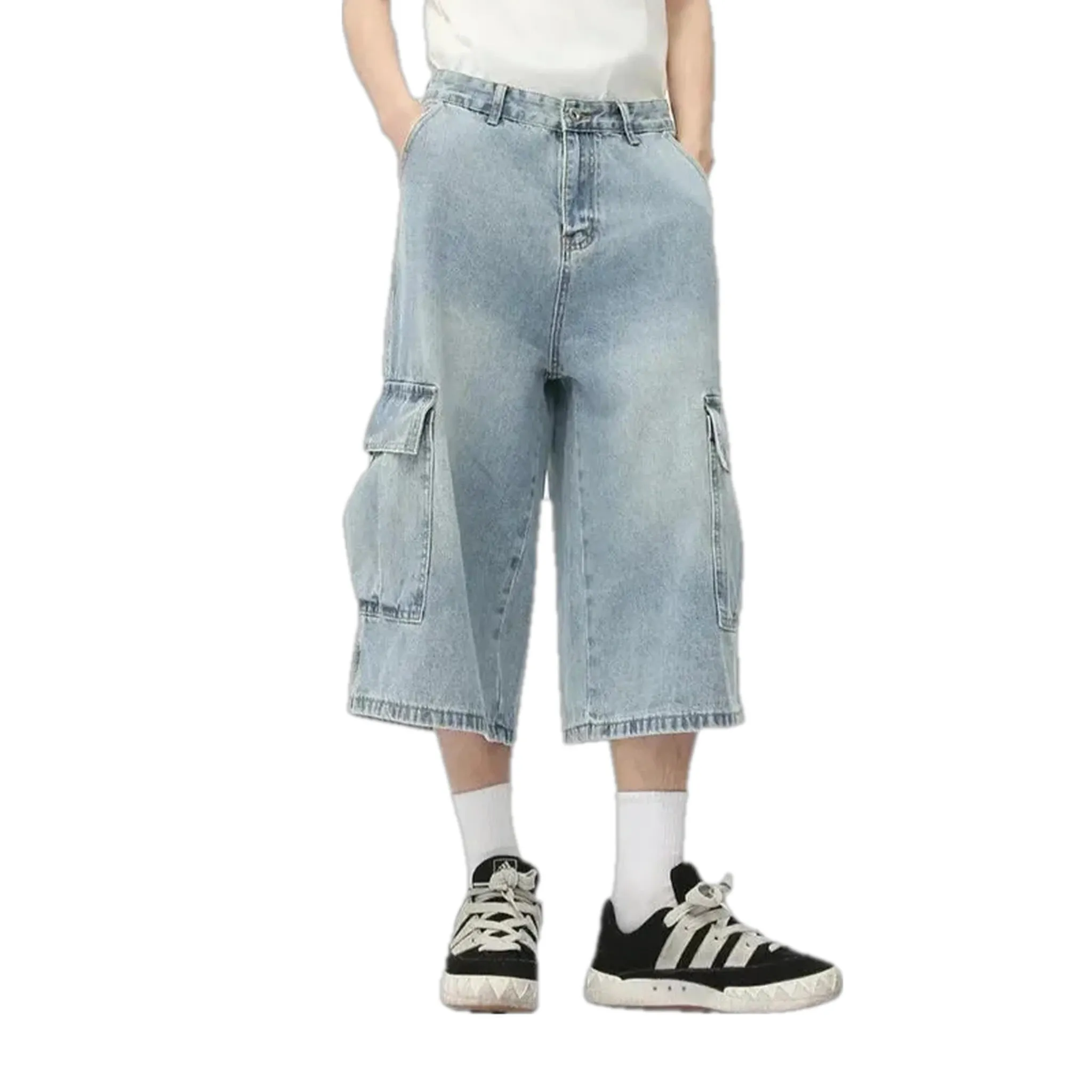 Mid-rise stylish men's jean shorts