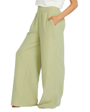 New Waves Gauze Pant in Avacado