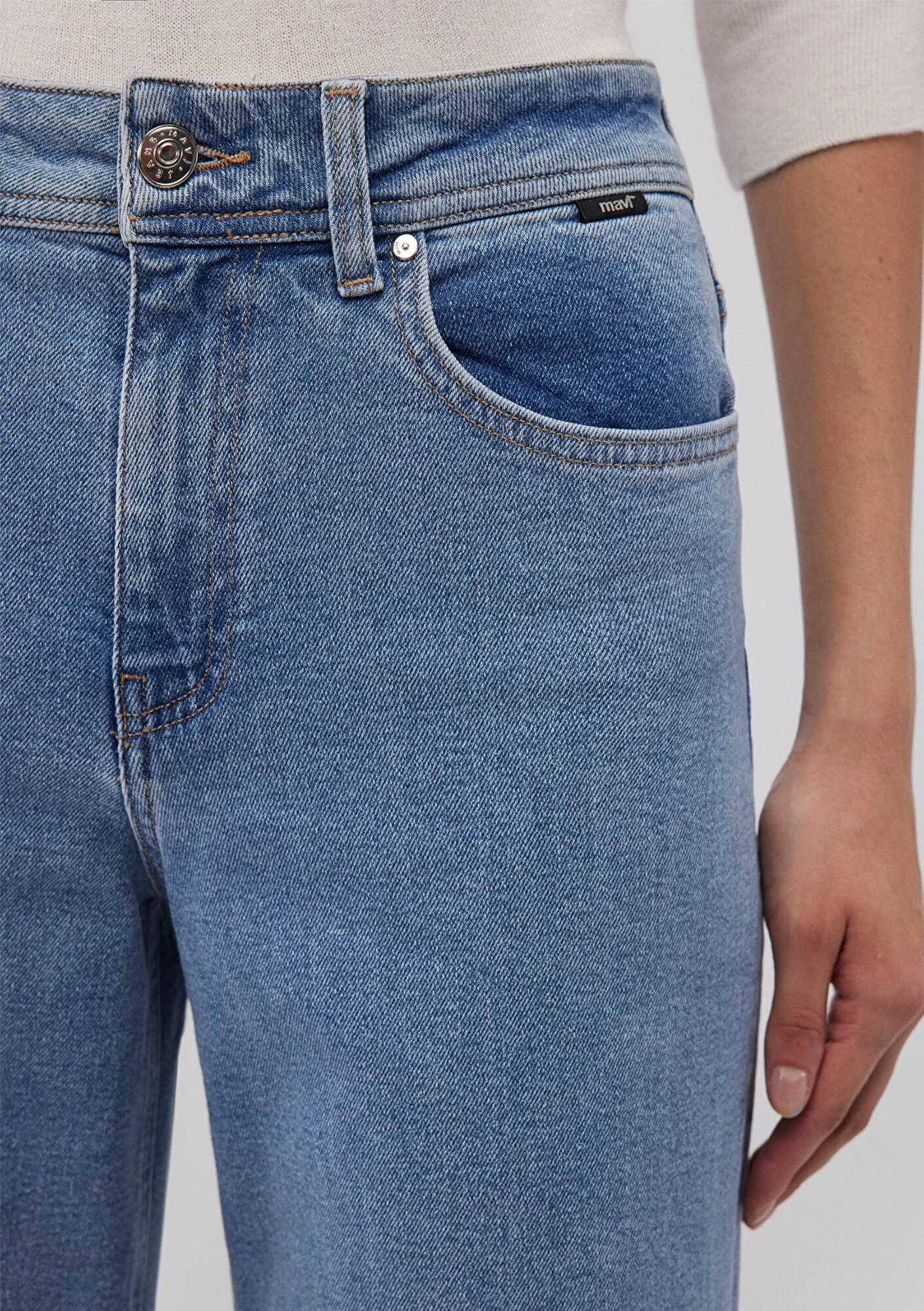 Paloma Light Denim Jean Pants