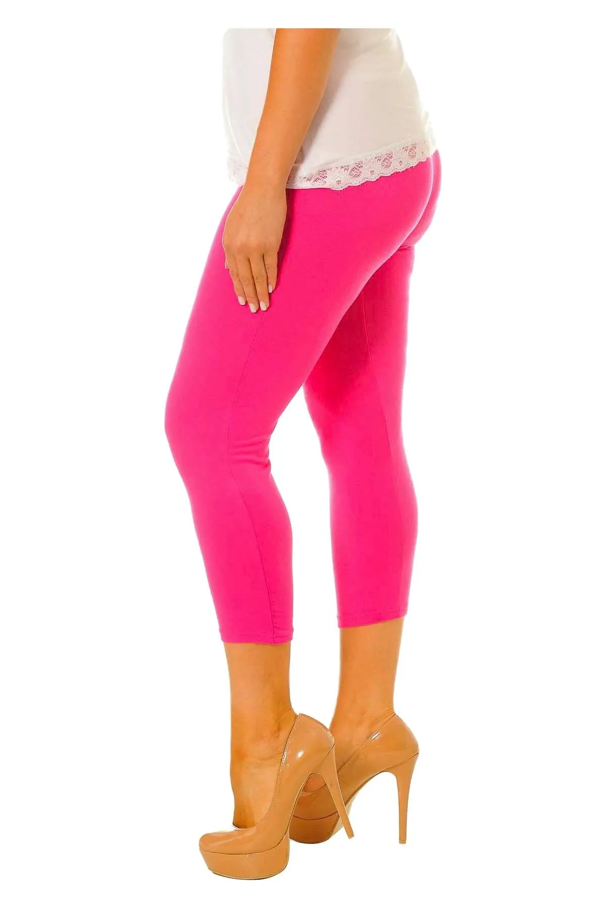 Plus Size 3/4 Length Cropped Leggings