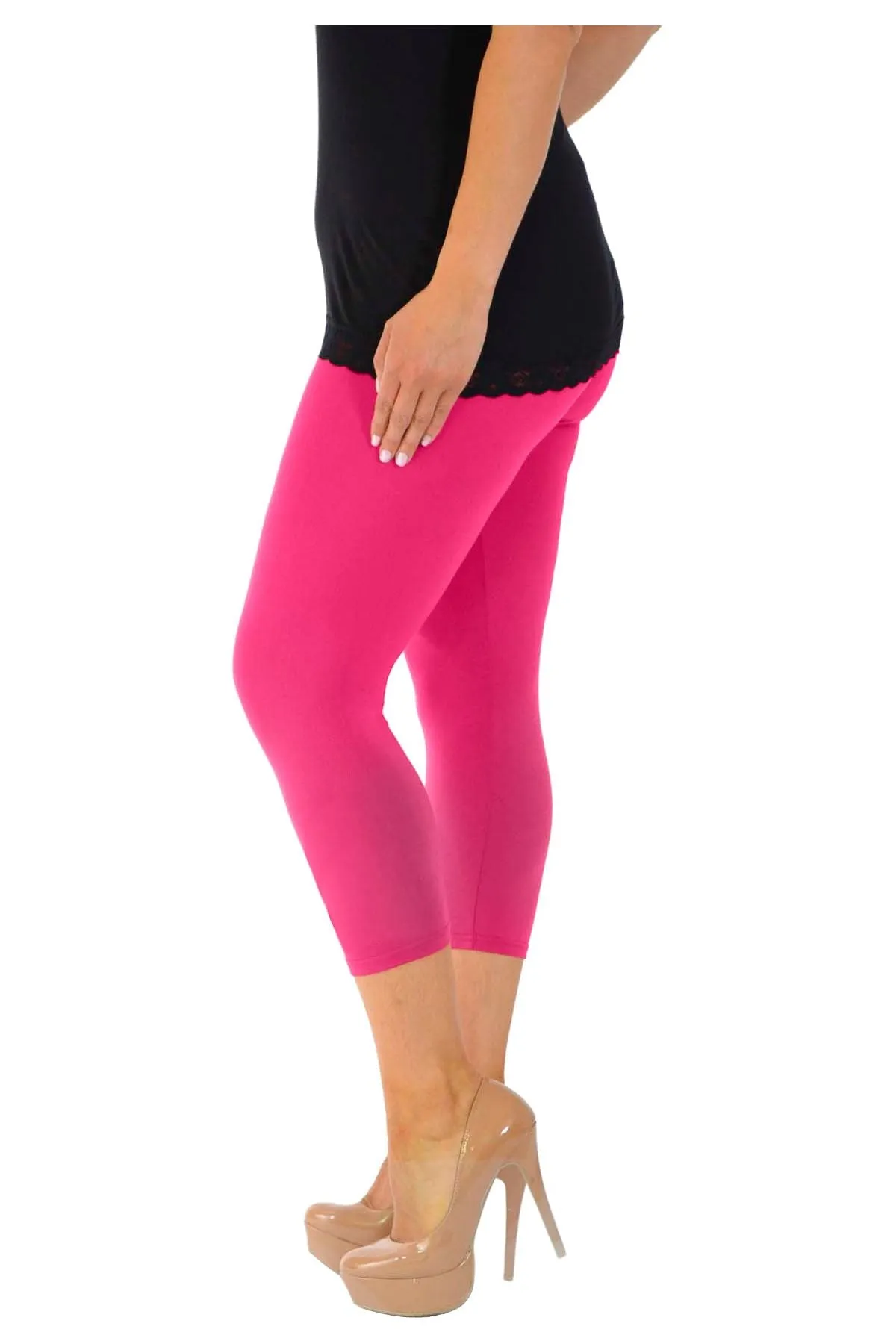 Plus Size 3/4 Length Cropped Leggings