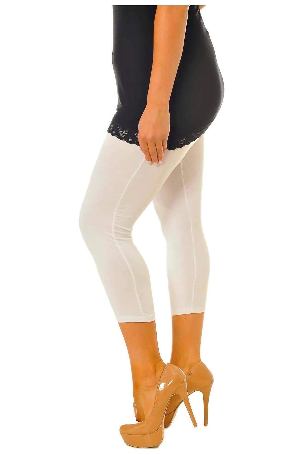 Plus Size 3/4 Length Cropped Leggings