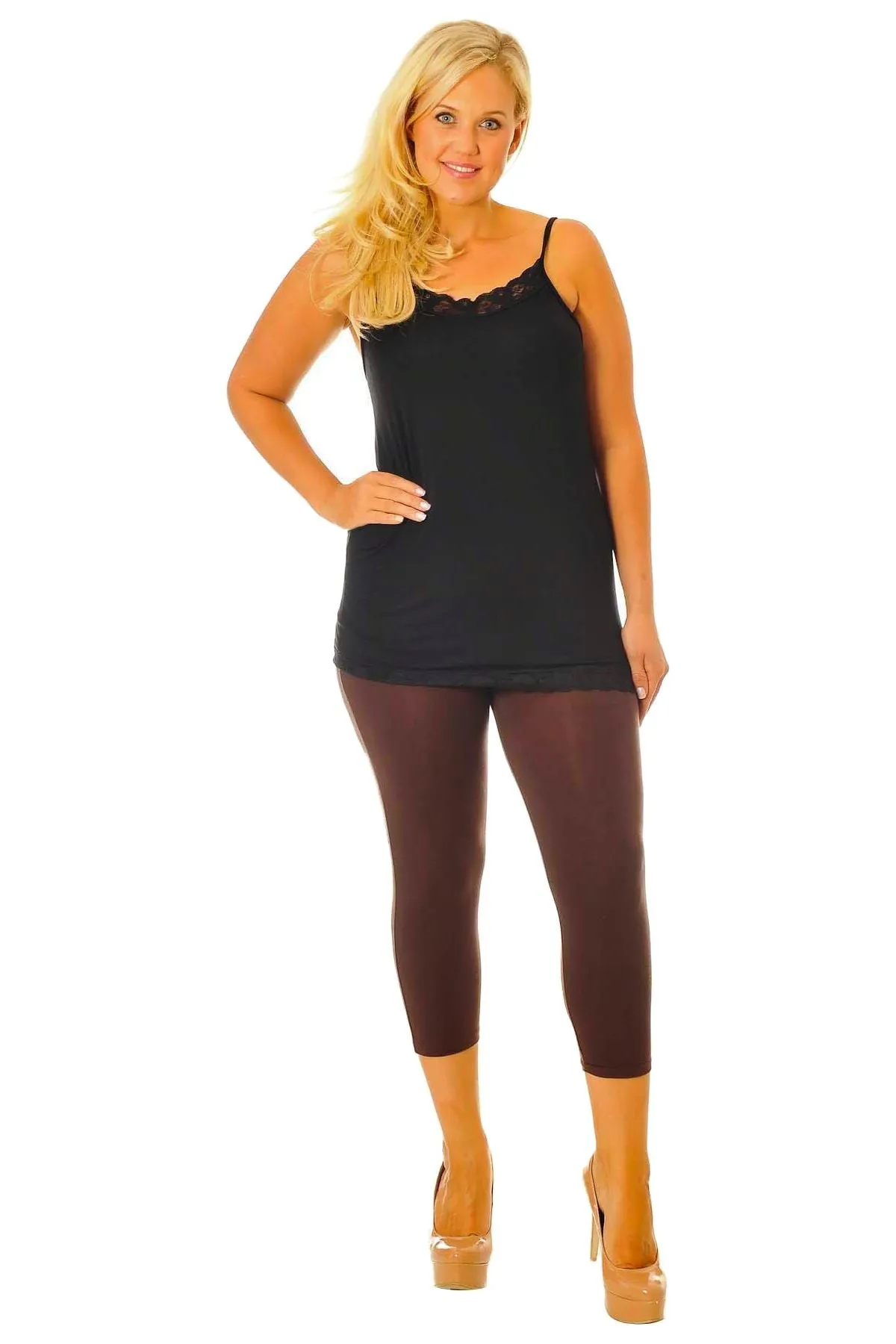 Plus Size 3/4 Length Cropped Leggings