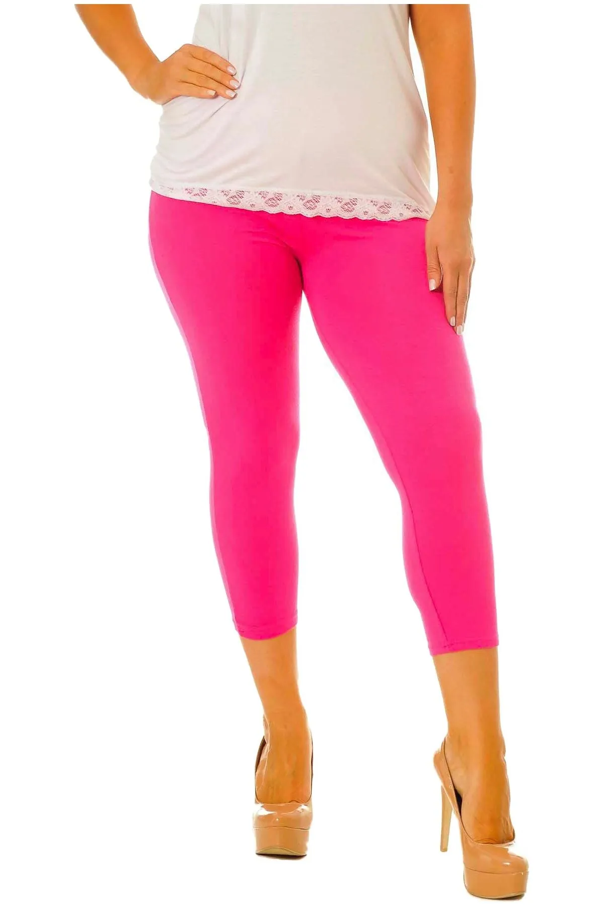 Plus Size 3/4 Length Cropped Leggings
