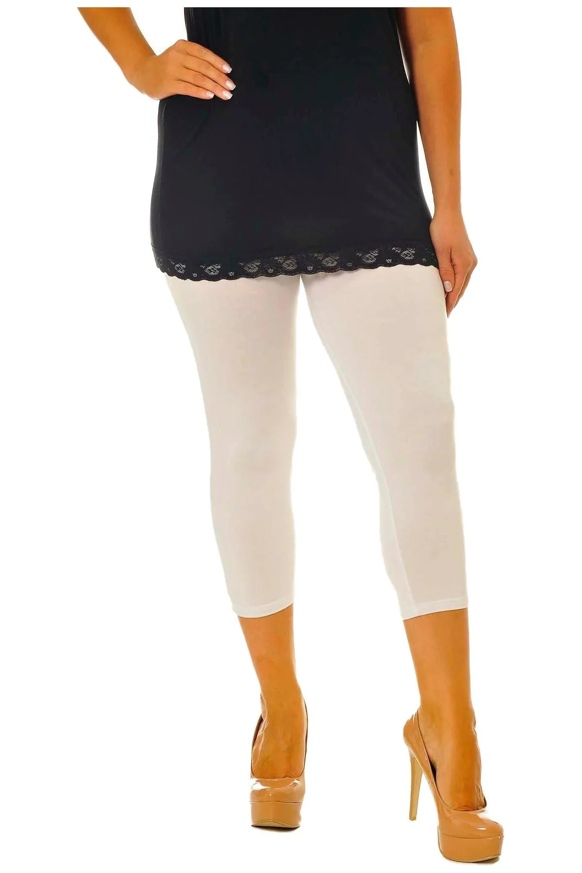 Plus Size 3/4 Length Cropped Leggings