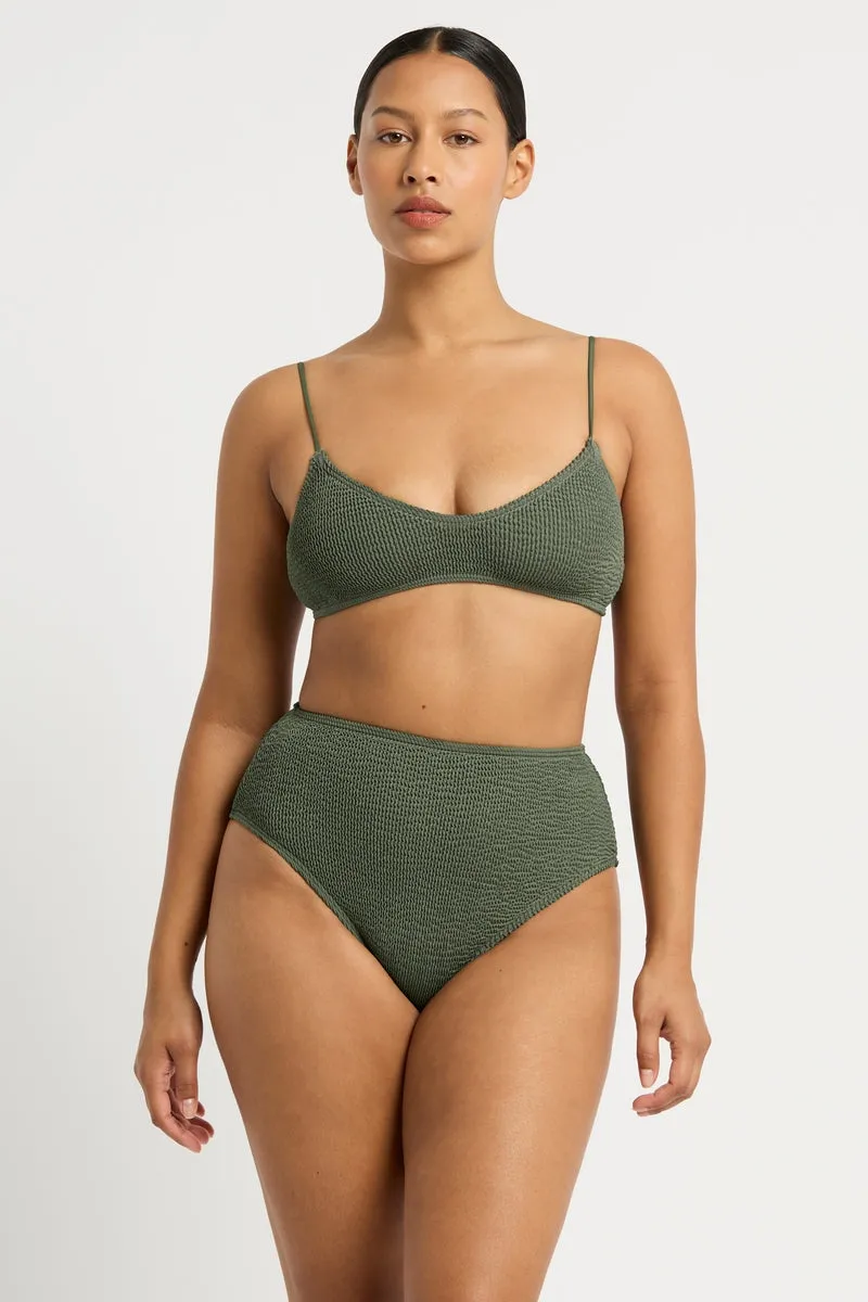 Selena Crop