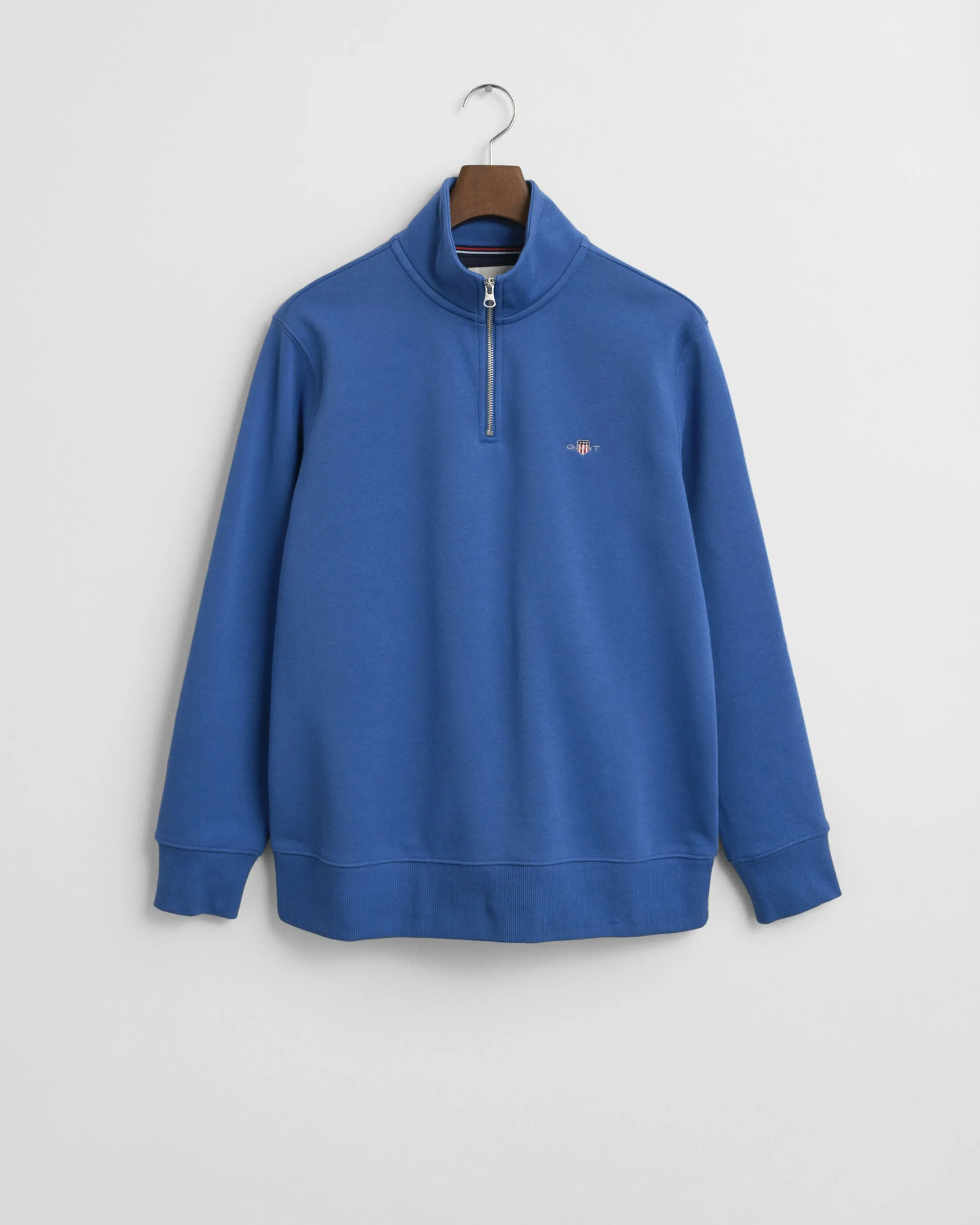 Shield Half-Zip Sweatshirt in Blue