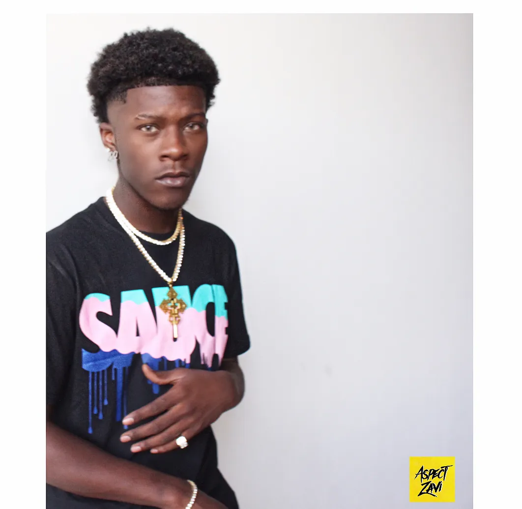 South Beach Sauce | Black Tee