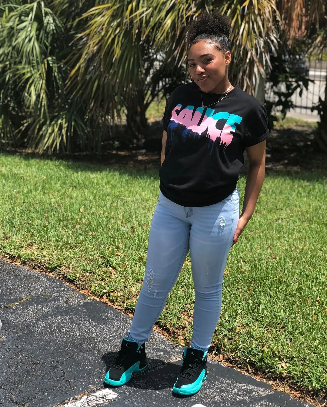 South Beach Sauce | Black Tee