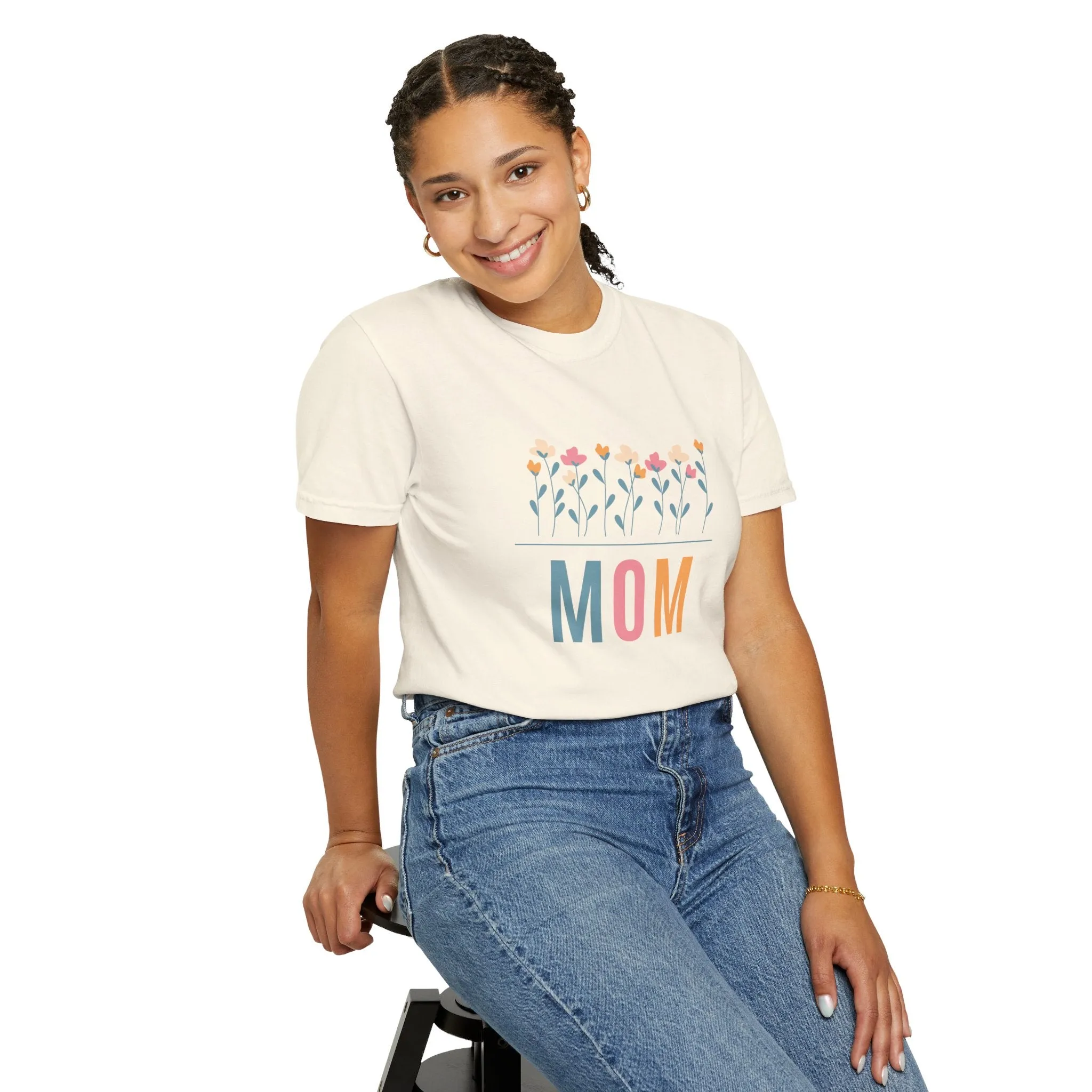 The Mom Tee