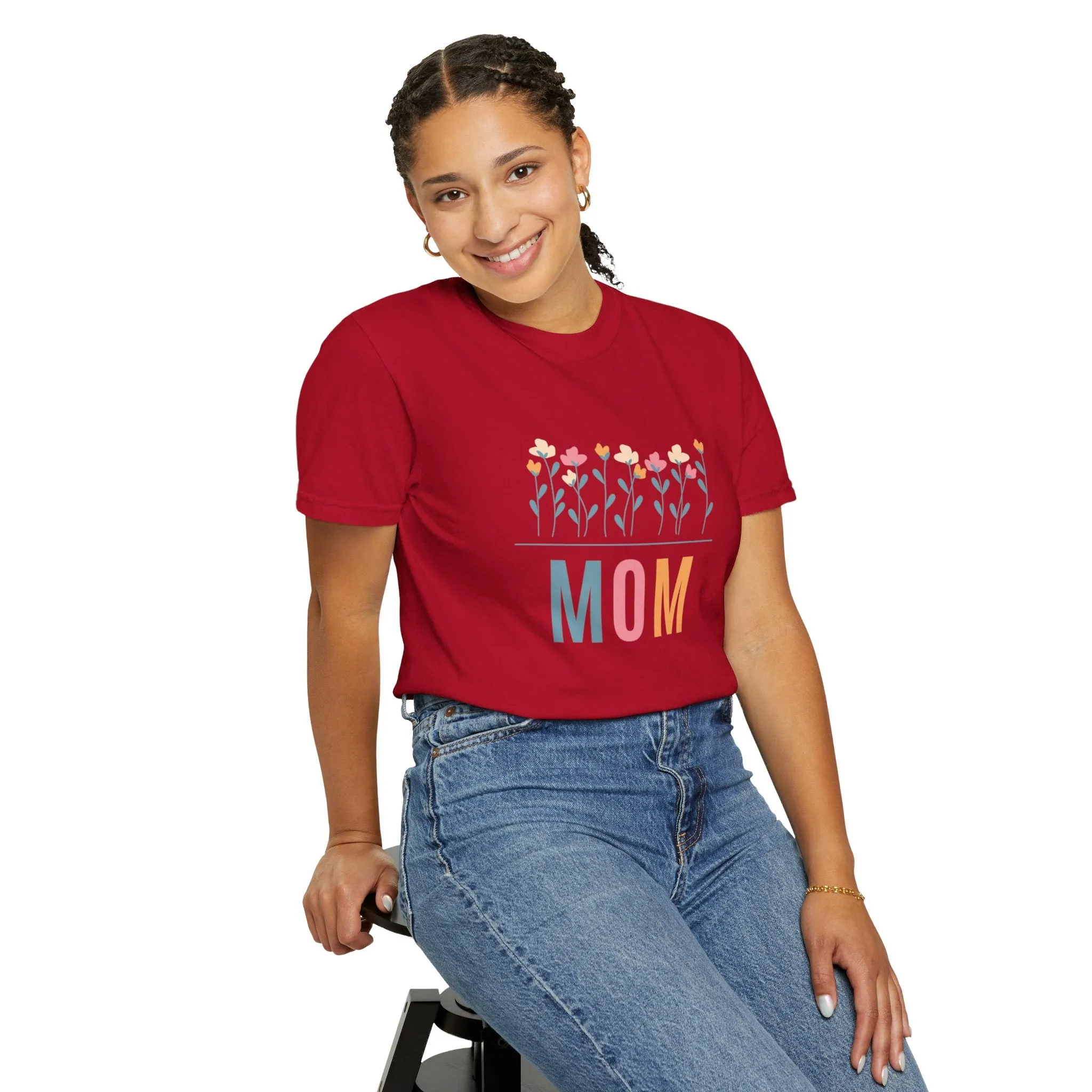 The Mom Tee