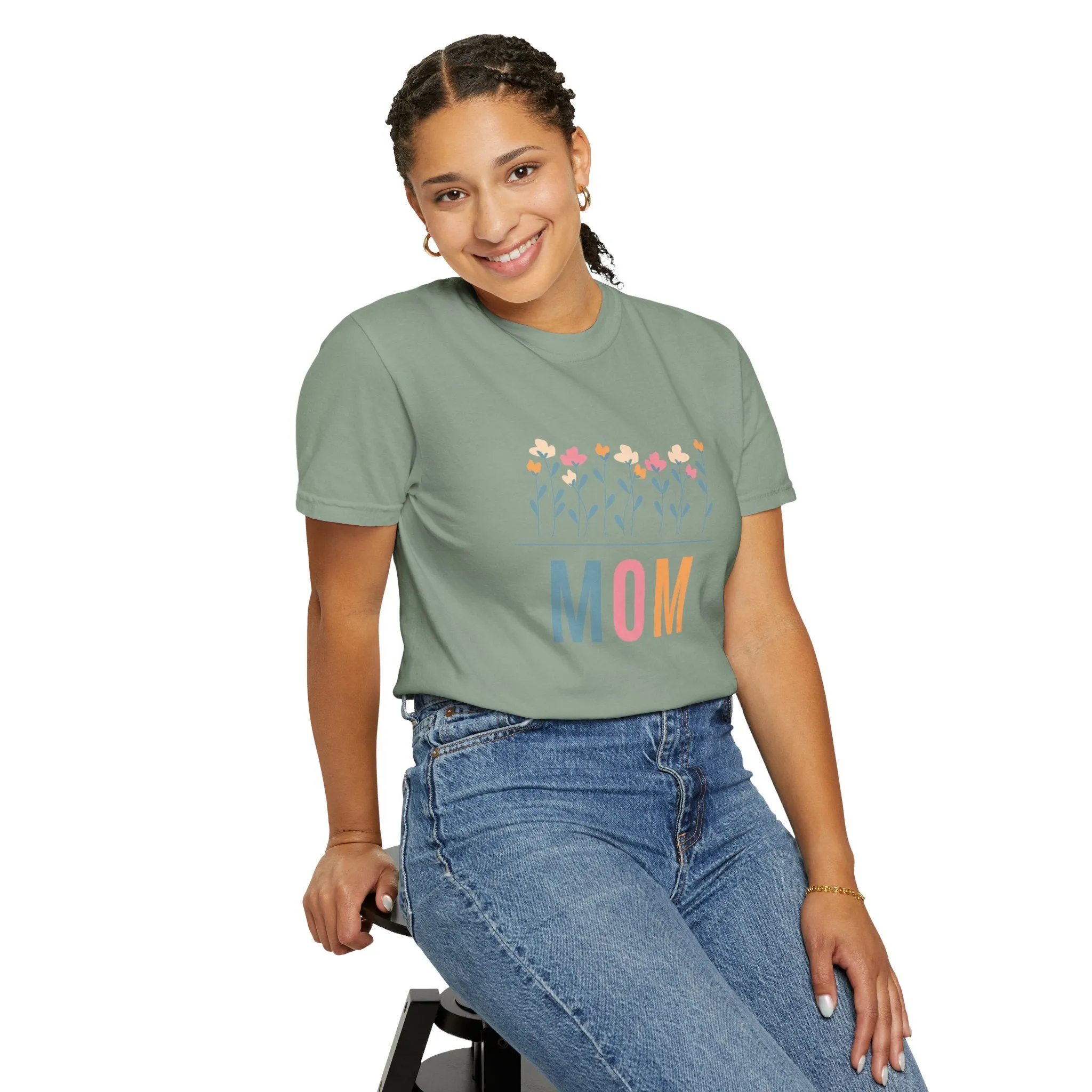 The Mom Tee