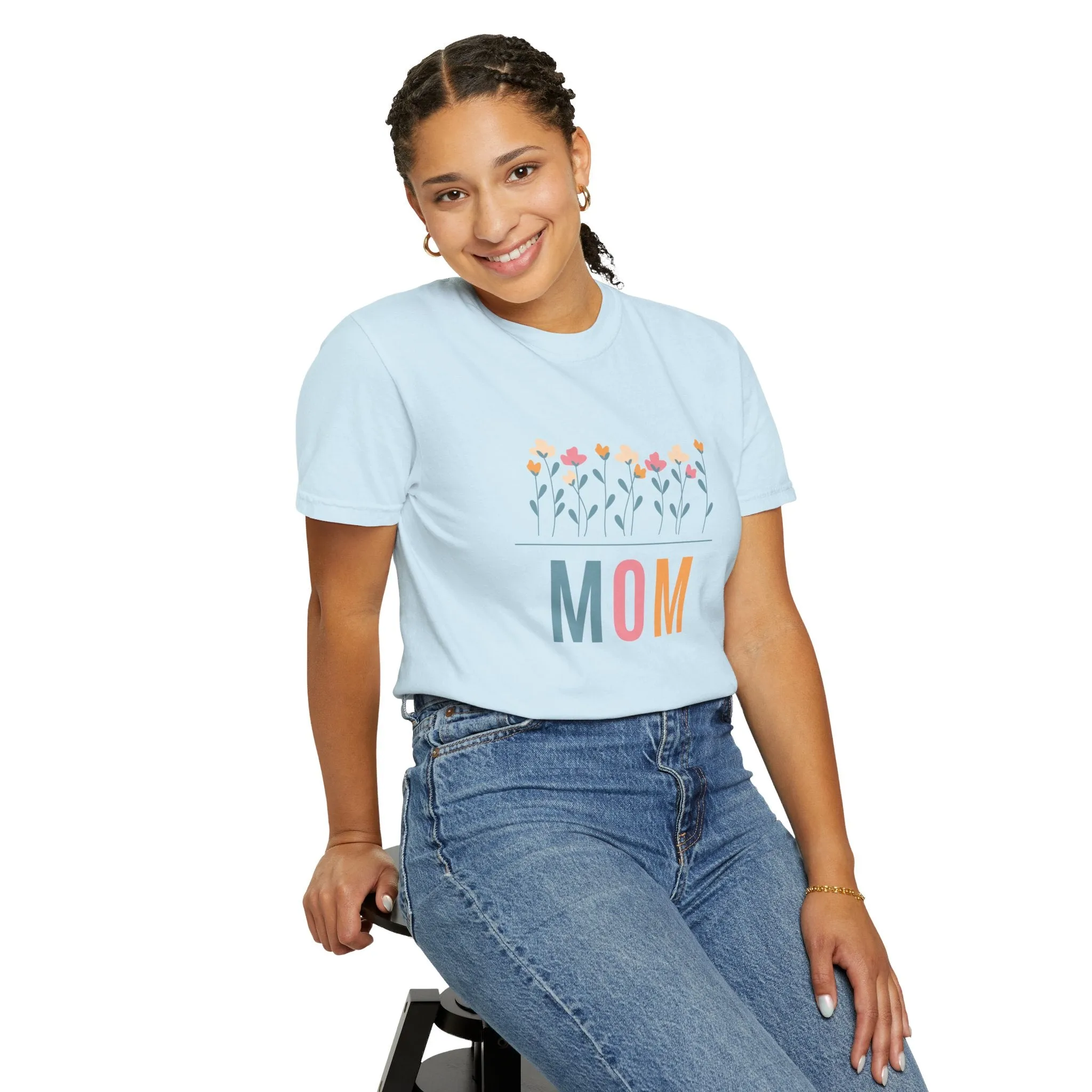 The Mom Tee