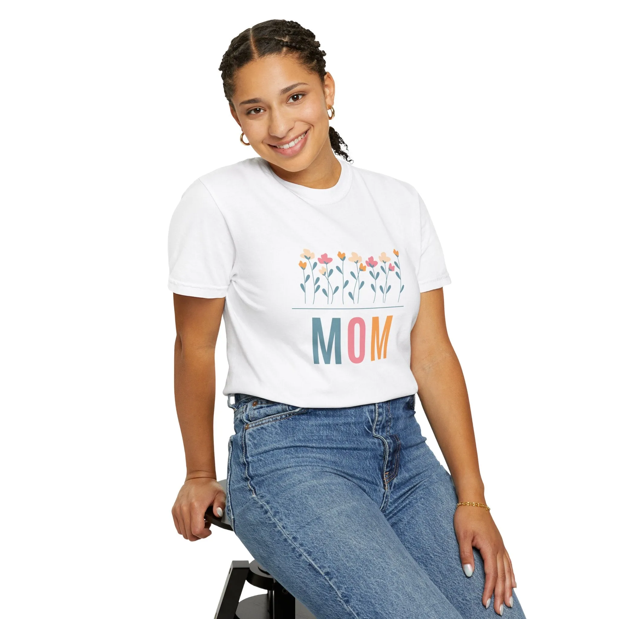 The Mom Tee