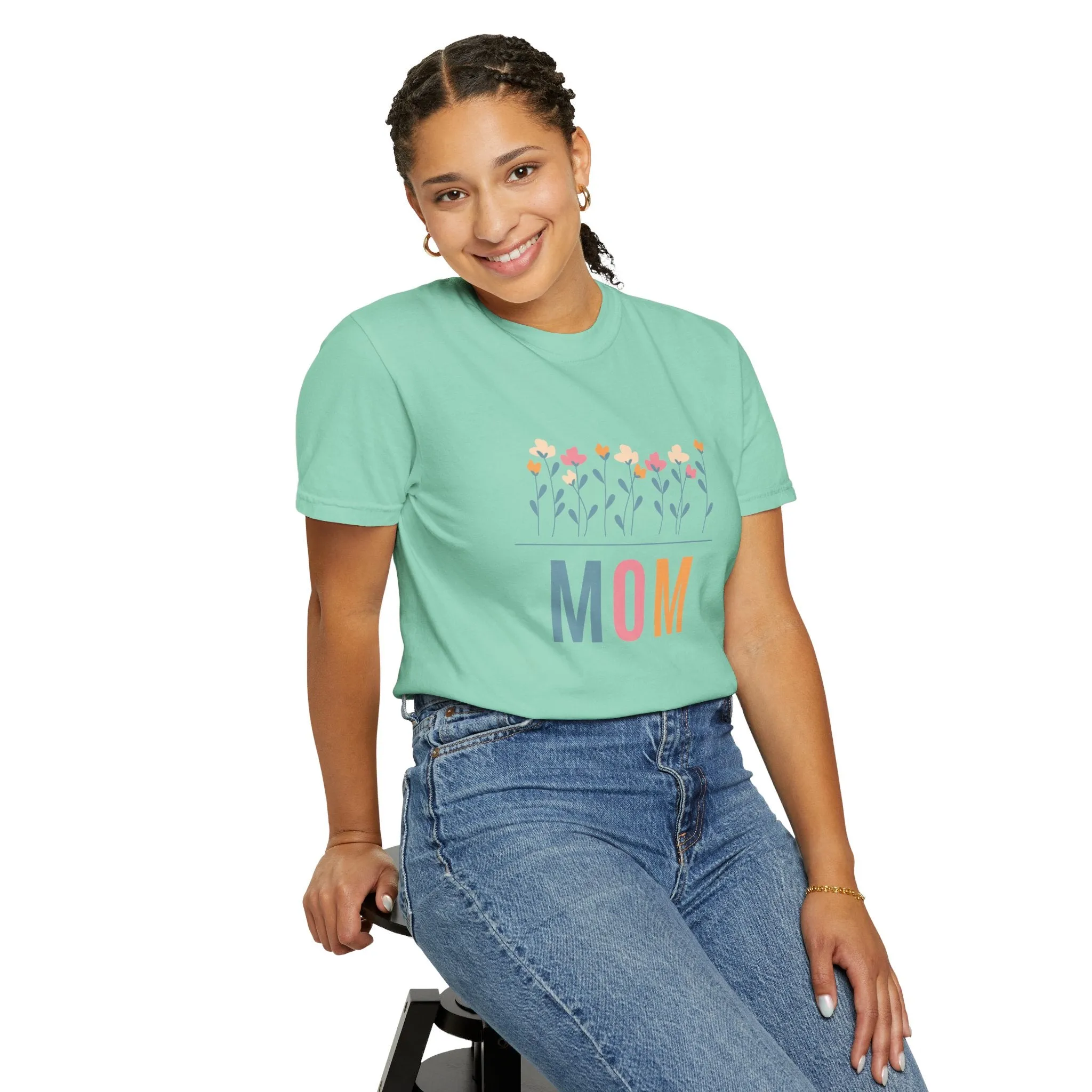 The Mom Tee
