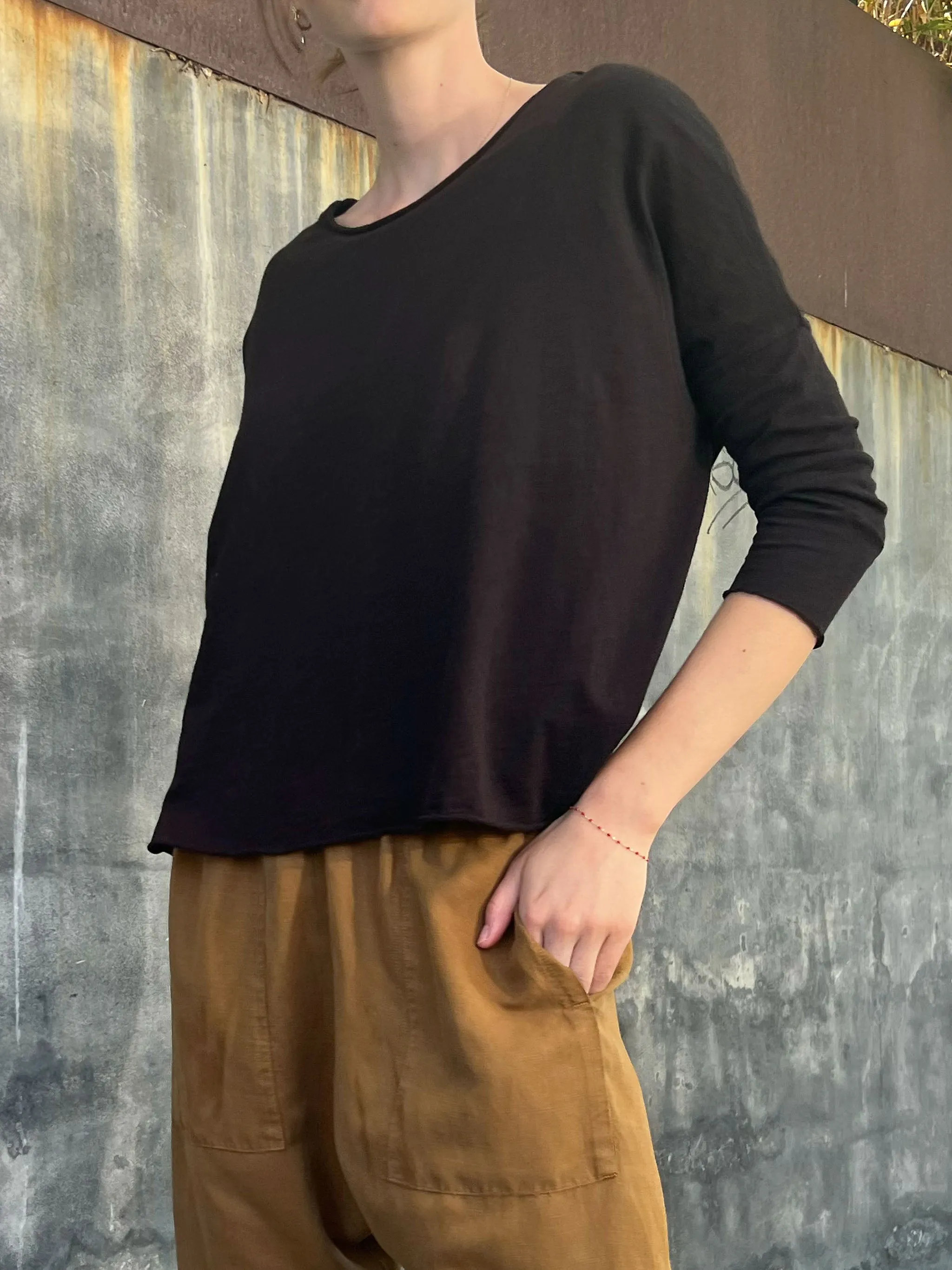 Tommy Boxy Tee in Supima Slub - Black
