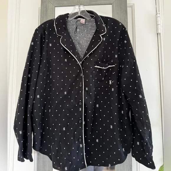Victoria’s Secret Flannel Pajama Set