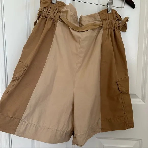 WEEKEND MAXMARA Label-cut Baggy Shorts. Size IT40 US4-6 165/88A.