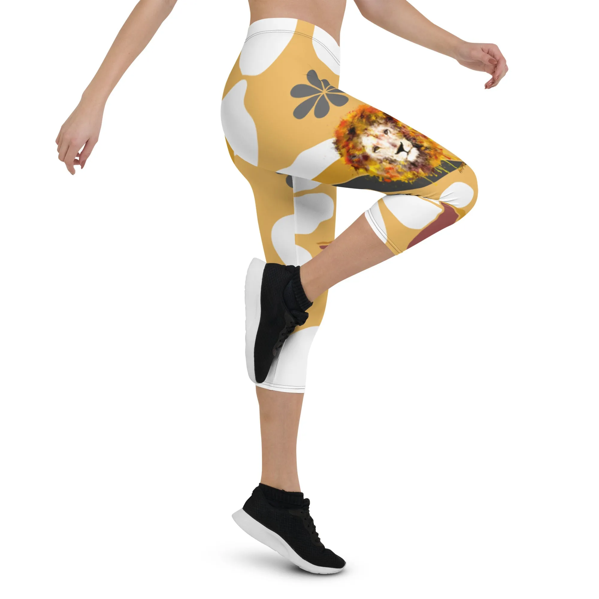 White Flowers Capri Leggings (short)