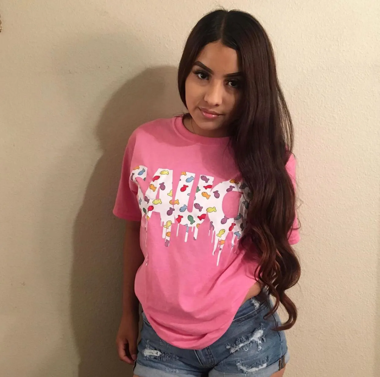 White Goldfish Sauce | Azalea Pink Tee