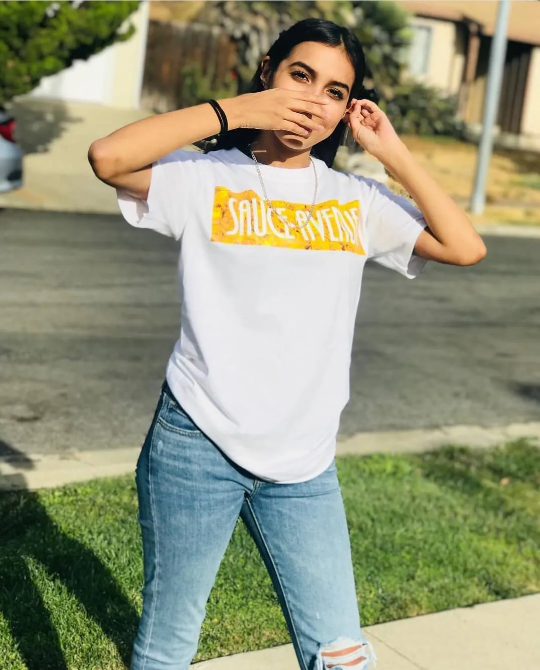 Yellow Rose SA | White Tee